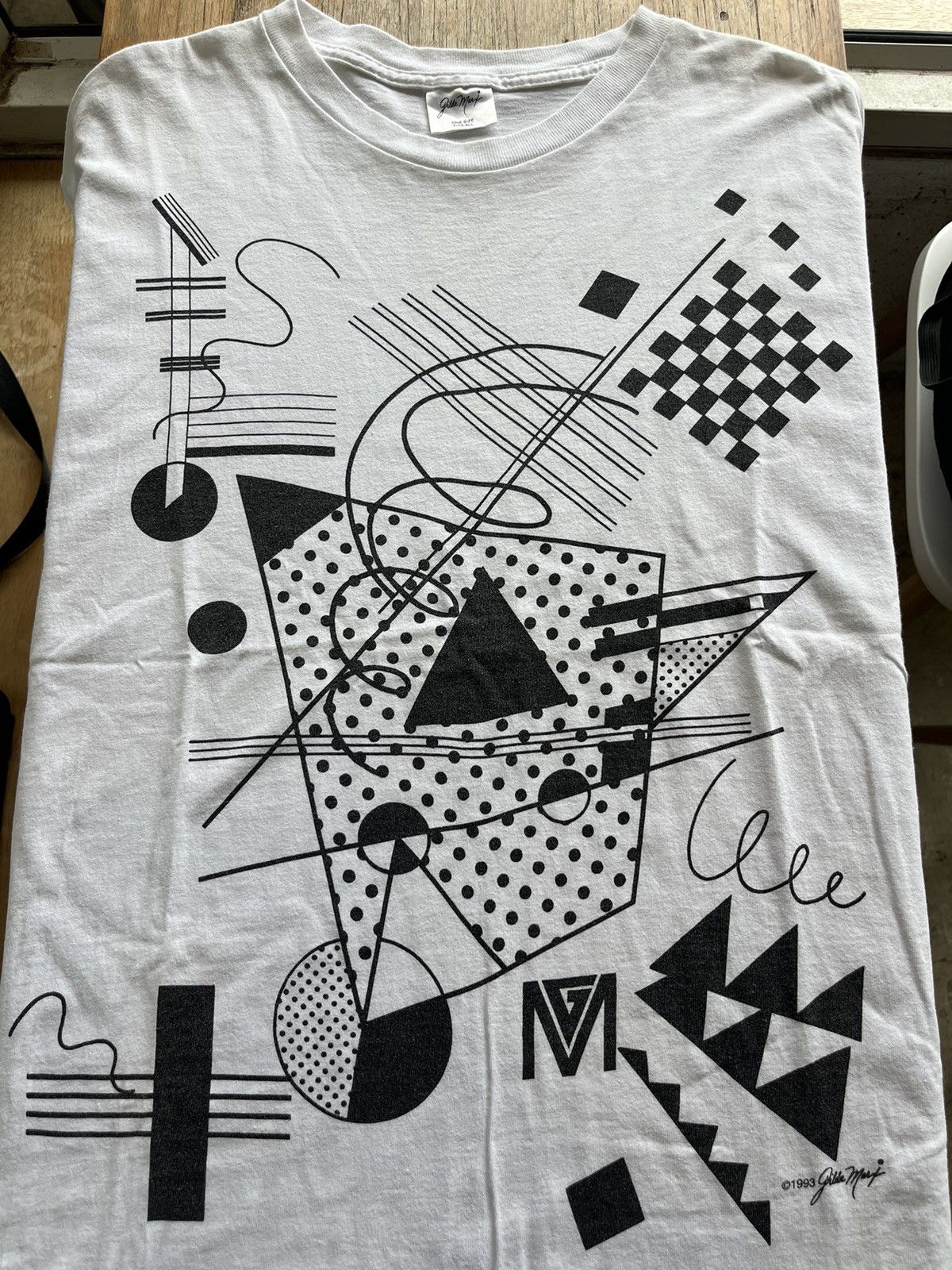 Vintage Vintage Gilda Mary 1993’s art design T-shirt Size US XL / EU 56 / 4 - 3 Thumbnail