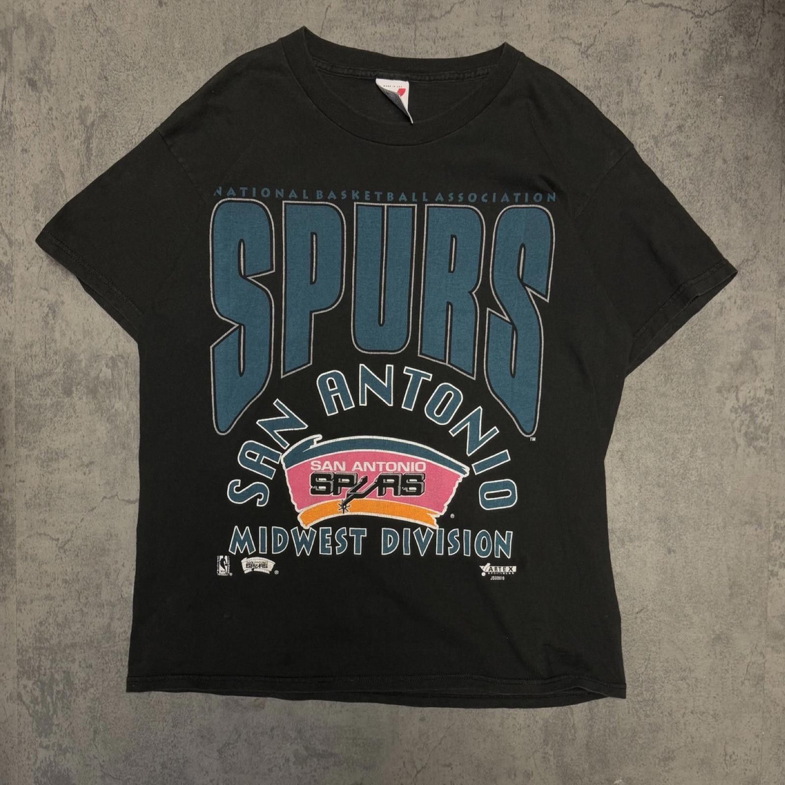Designer 90s San Antonio Spurs Tee -- L -- Size US L / EU 52-54 / 3 - 1 Thumbnail