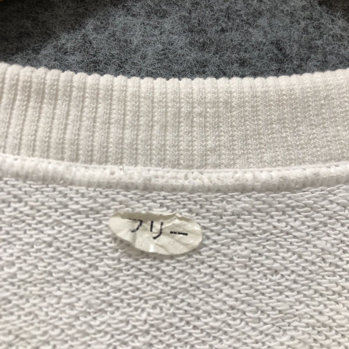 Vintage Vintage 80s amasashi Tanaka Comic Morning Sweatshirt Size US L / EU 52-54 / 3 - 4 Thumbnail