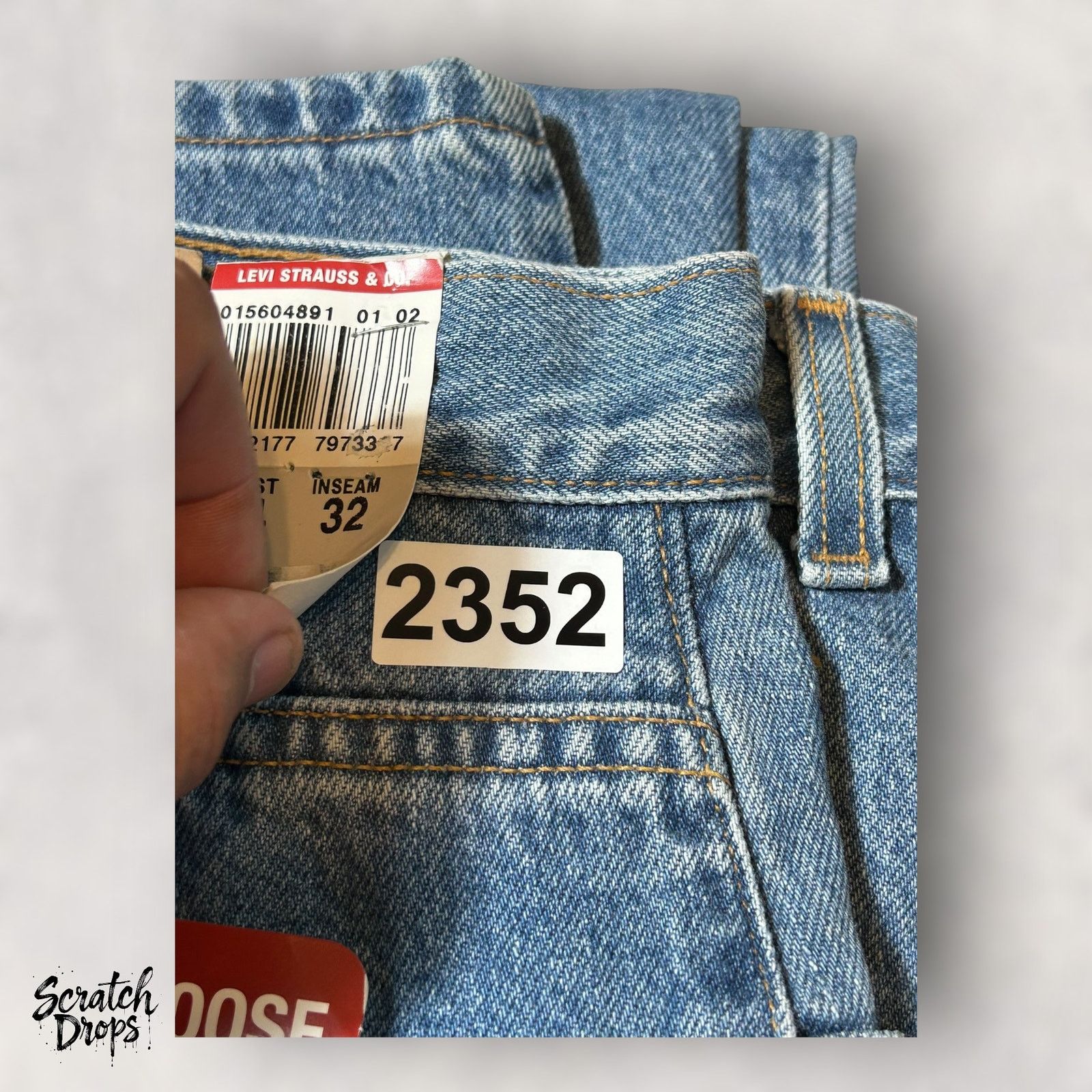 Levi's Levi's Men's 560 Loose Fit Tapered Leg Jeans W54 L32 Classic Size US 38 / EU 54 - 5 Thumbnail