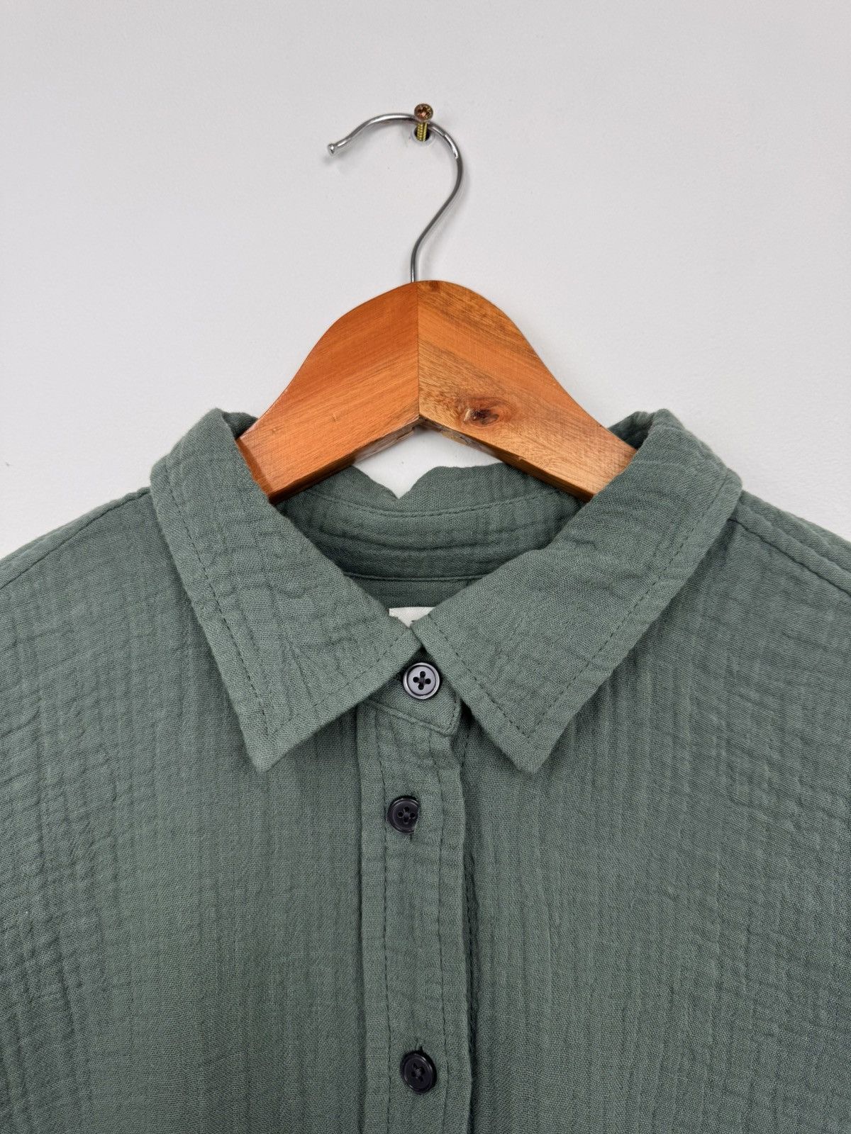 J.Crew J.Crew Men Muslin Long Sleeve Shirt Green Size M Size US M / EU 48-50 / 2 - 5 Thumbnail