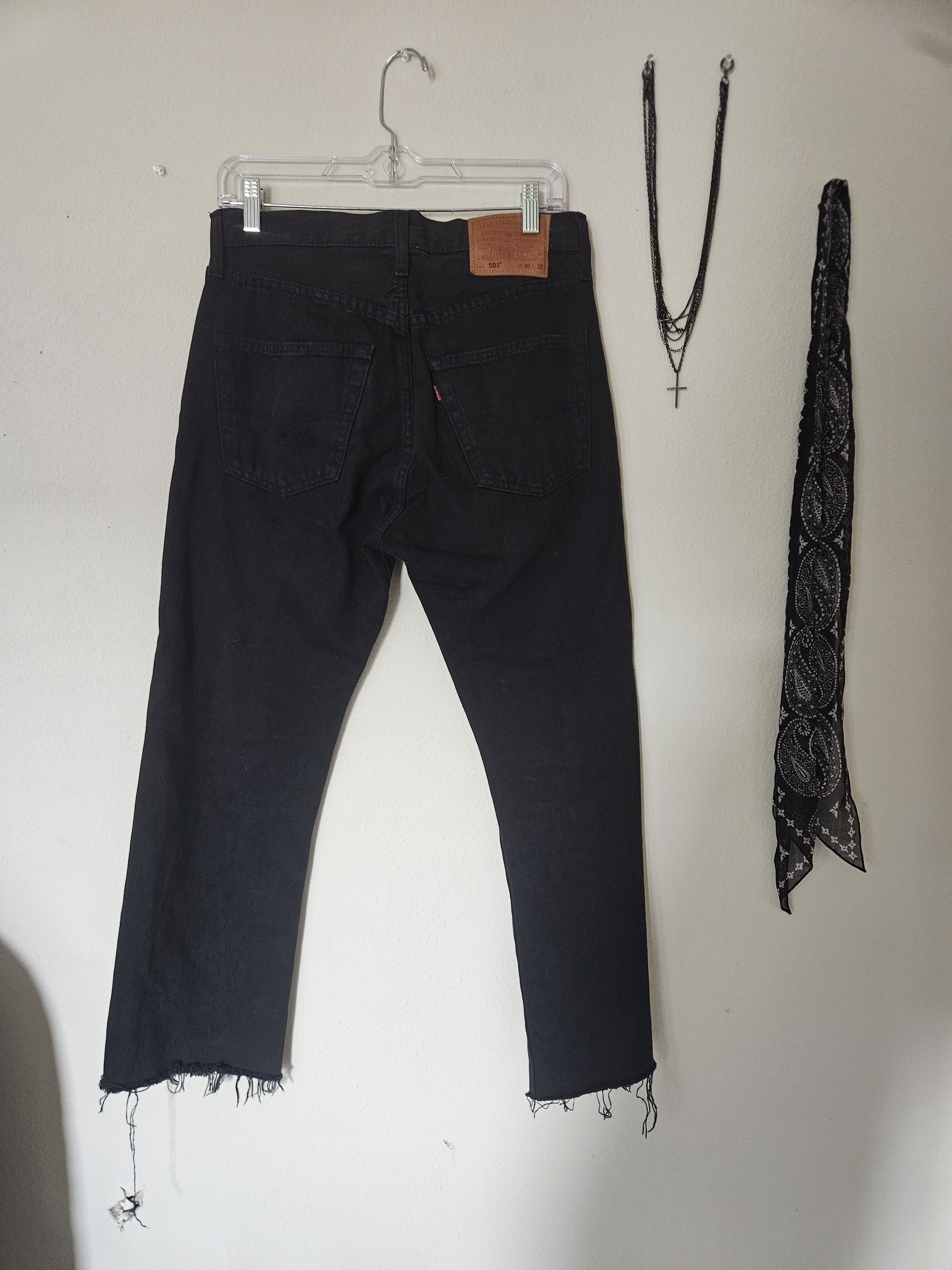 Levi's Levi's Premium 501 Black Raw Hems Size US 31 - 2 Thumbnail