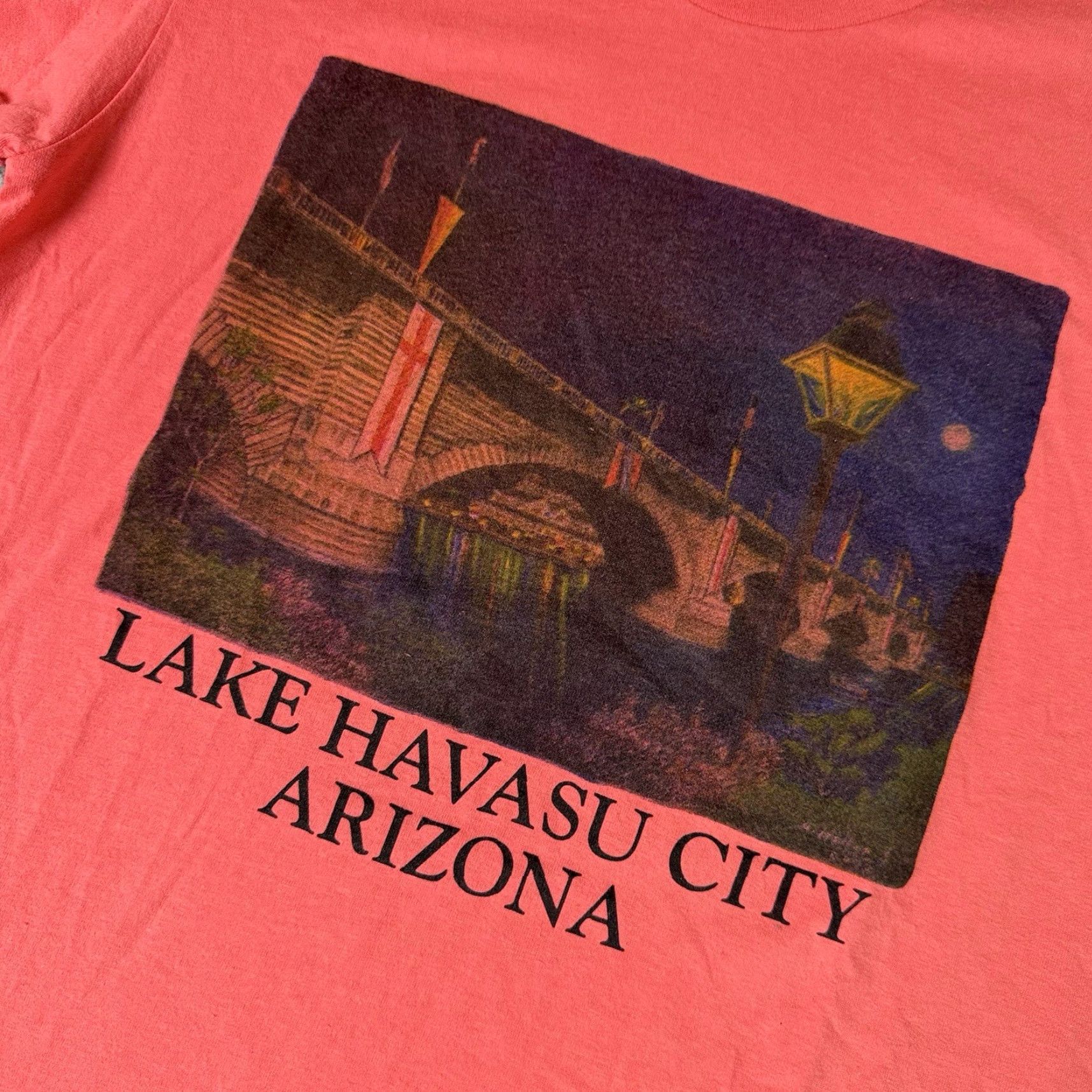 Hanes VINTAGE Hanes Lake Havasu Arizona T-Shirt Adult M Red 50/50 Cotton/Poly 80s USA Art 90s Western Coyote Southwestern Size US M / EU 48-50 / 2 - 2 Thumbnail