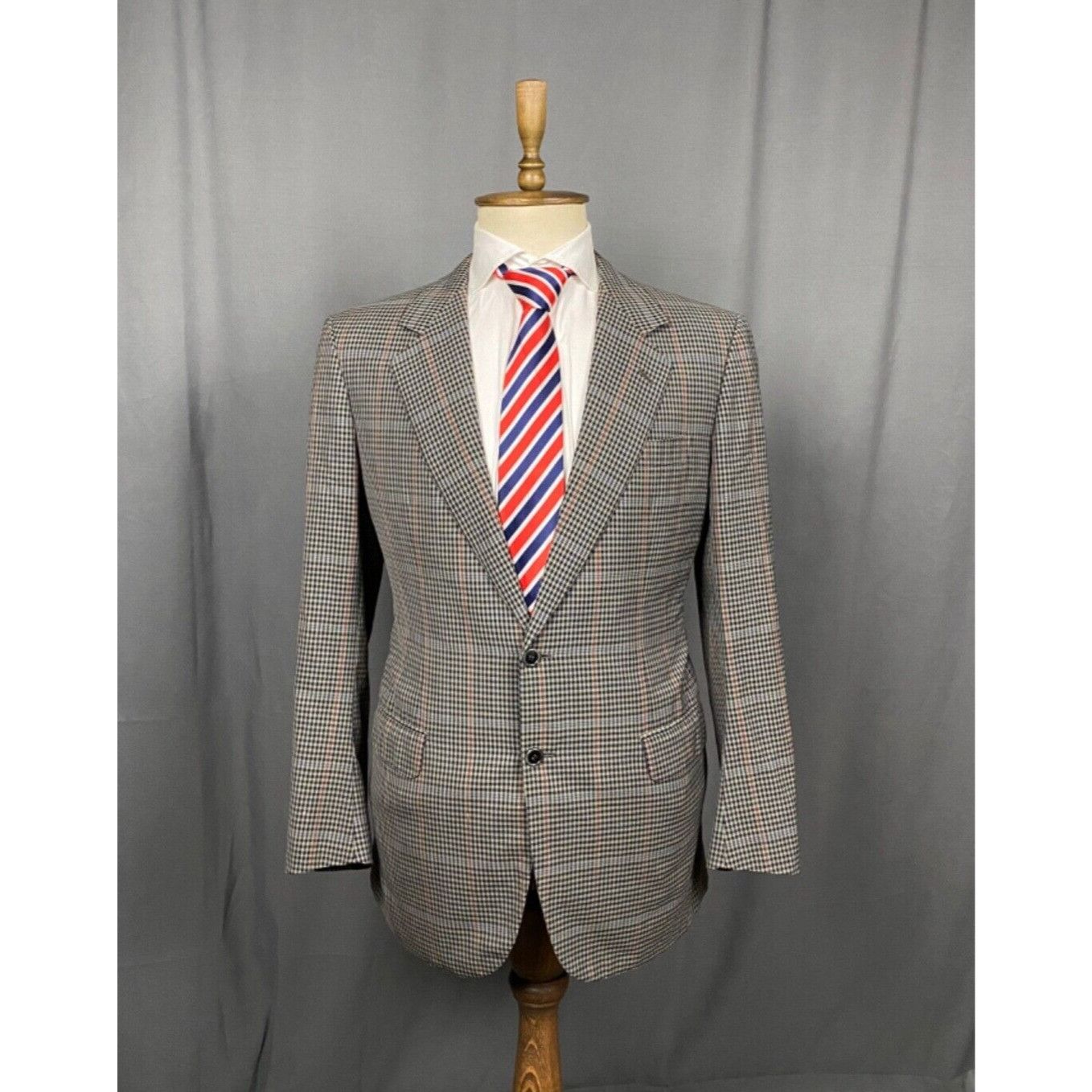 Brioni Brioni Men's Gray Checked Wool Blazer Sportcoat Jacket Size Size 50R - 1 Thumbnail