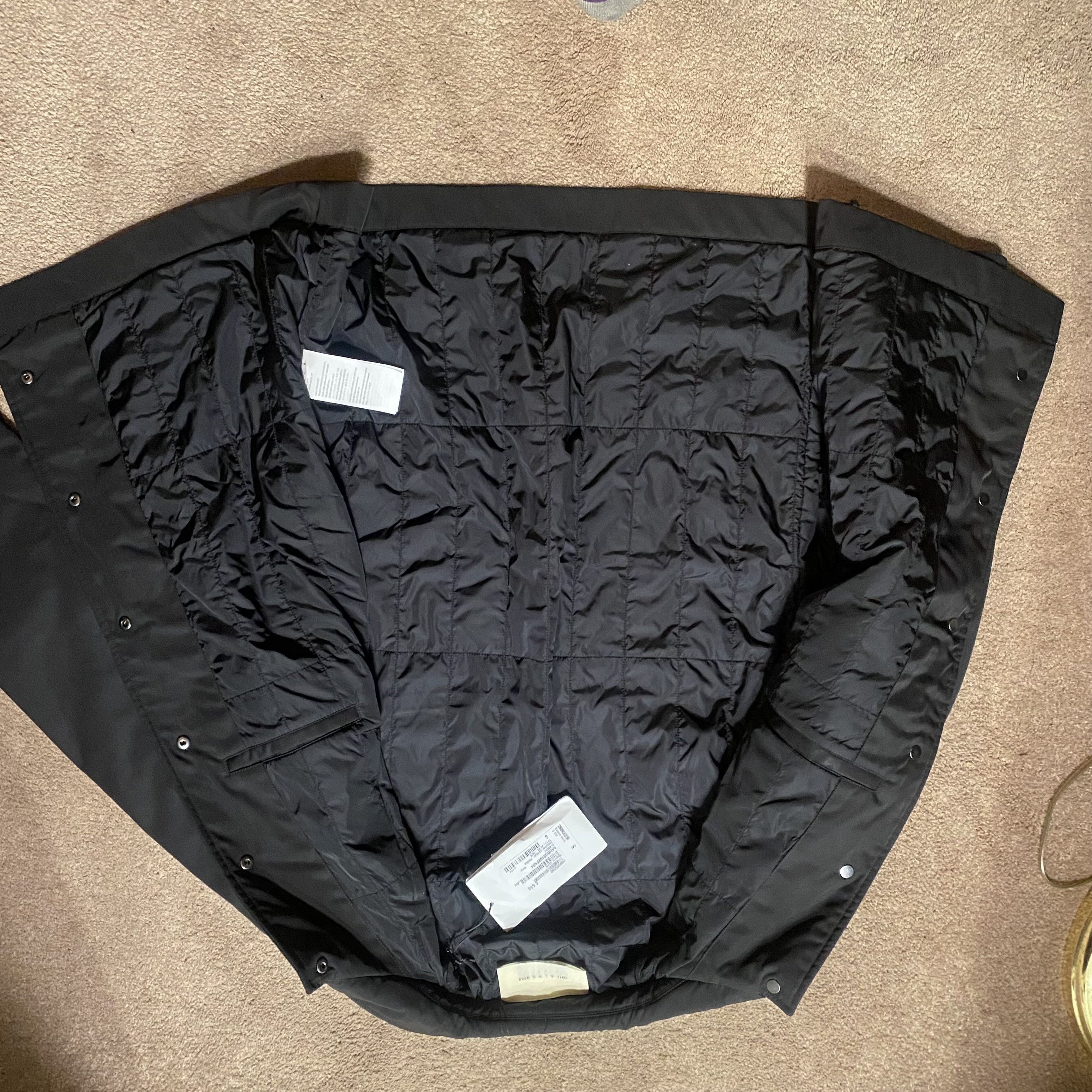 1017 ALYX 9SM Retail $700 Size US S / EU 44-46 / 1 - 13 Thumbnail