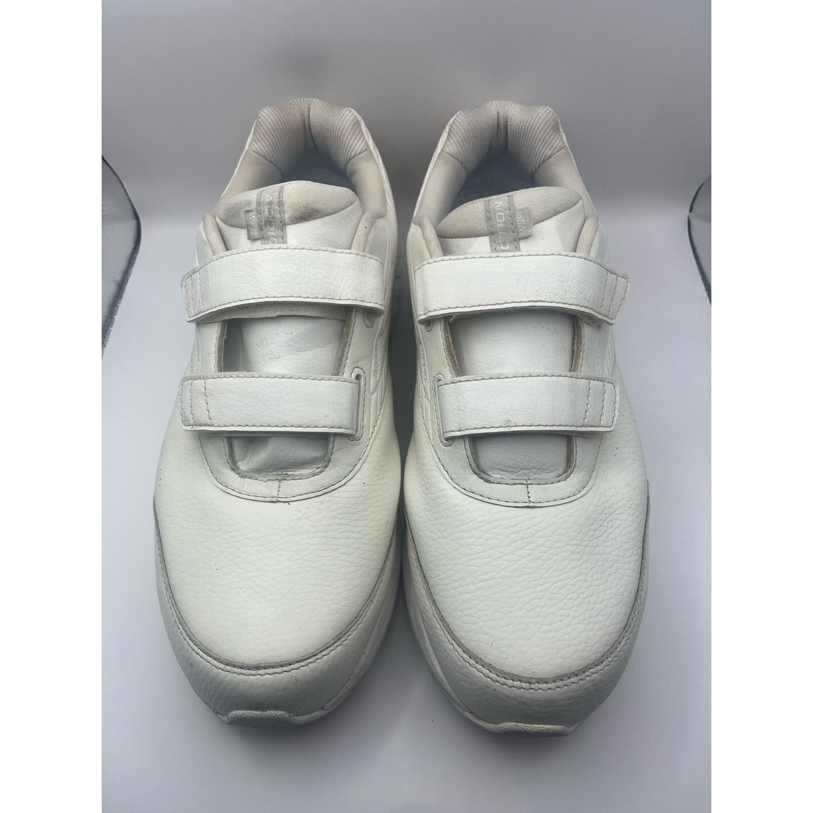 Brooks Brooks Addiction Walker walking shoes V-strap Mens USED Size US 12.5 / EU 45-46 - 6 Thumbnail