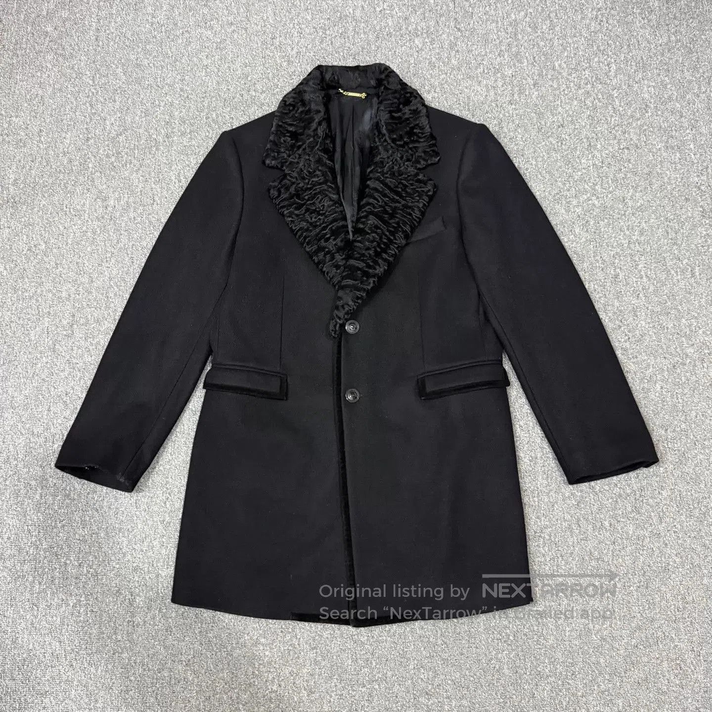 Versace Black Faux Fur Collar Long Coat Size M. Size US M / EU 48-50 / 2 - 1 Thumbnail