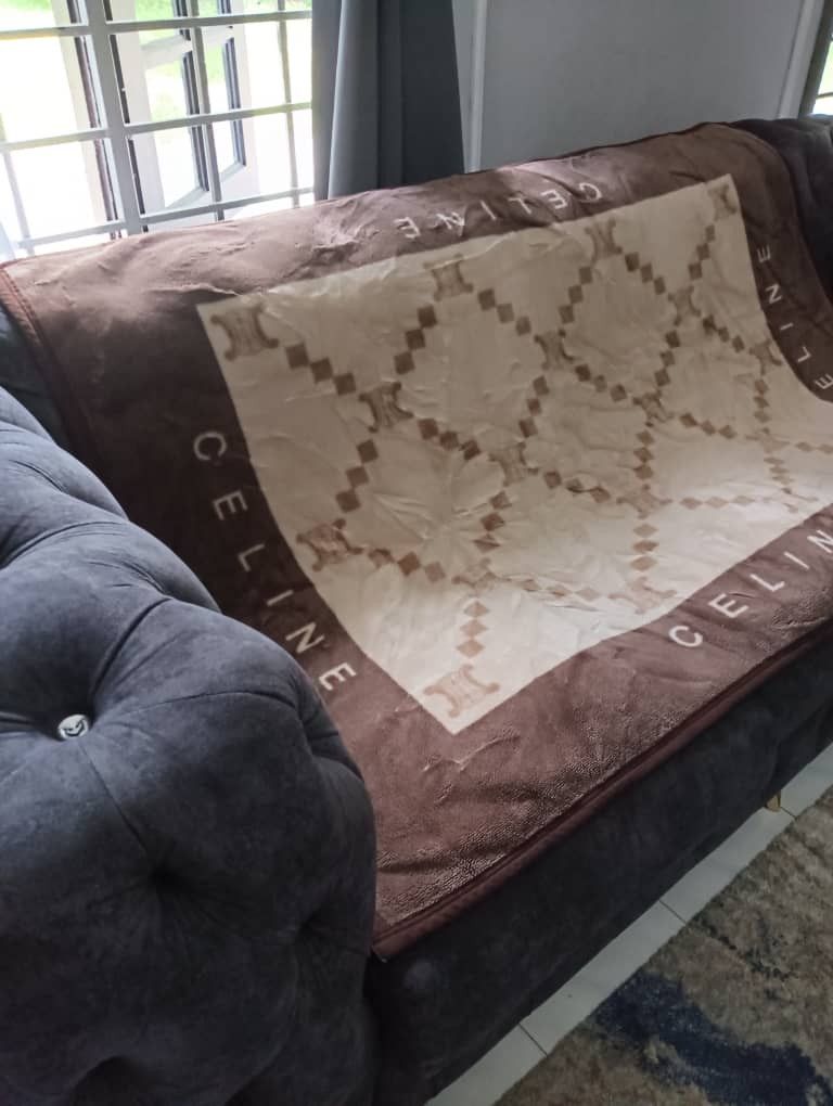 Celine Celine fleece throw blanket 140cm x 100cm Size ONE SIZE - 3 Thumbnail