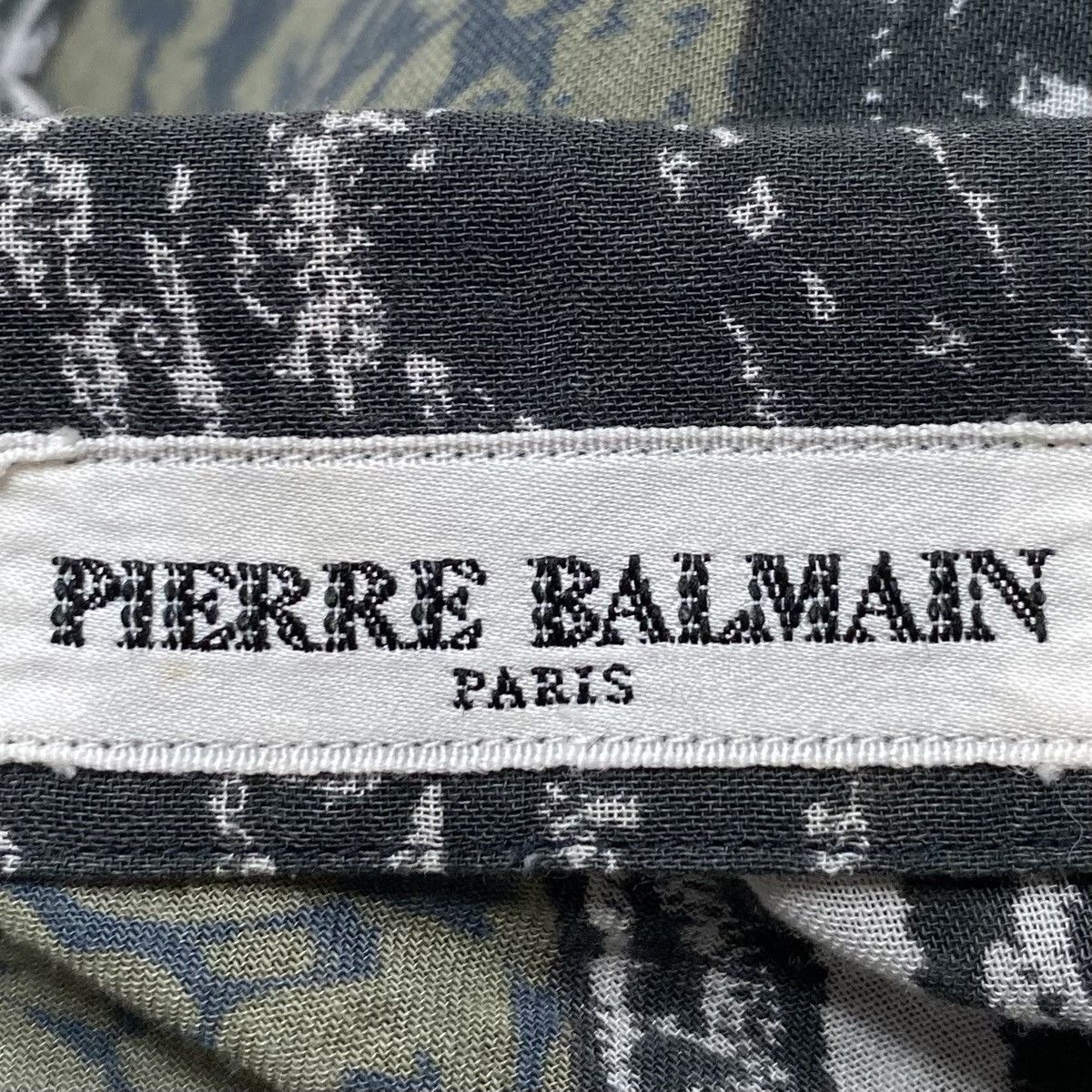 Pierre Balmain × Vintage Vintage Brand Pierre Balmain Silk Shirt 1990s Size US L / EU 52-54 / 3 - 10 Thumbnail