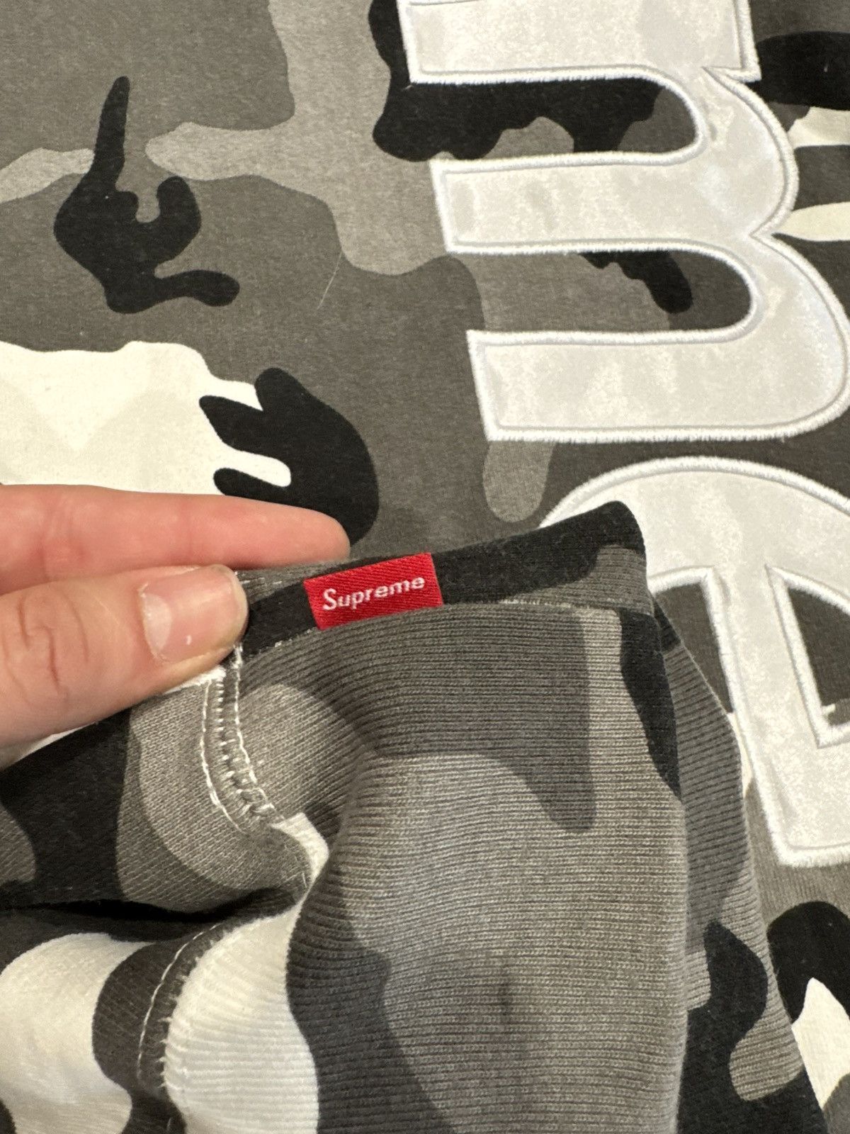Supreme Supreme Appliqué Snow Camo Hoodie 26 Size US XL / EU 56 / 4 - 4 Thumbnail