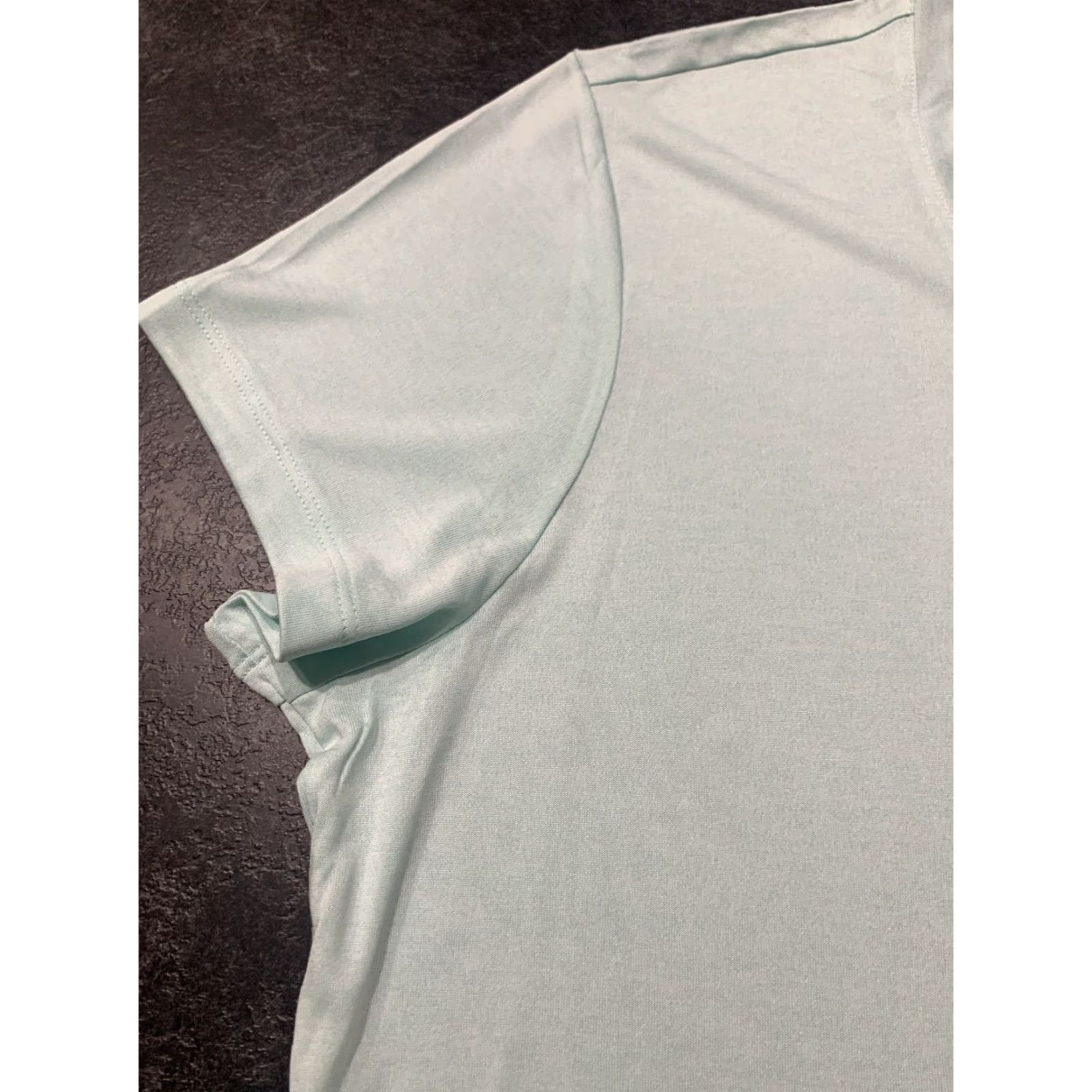 Under Armour Under Armour T-Shirt Womens XL Activewear V-Neck Green HeatGear Pullover Size XL / US 12-14 / IT 48-50 - 4 Thumbnail