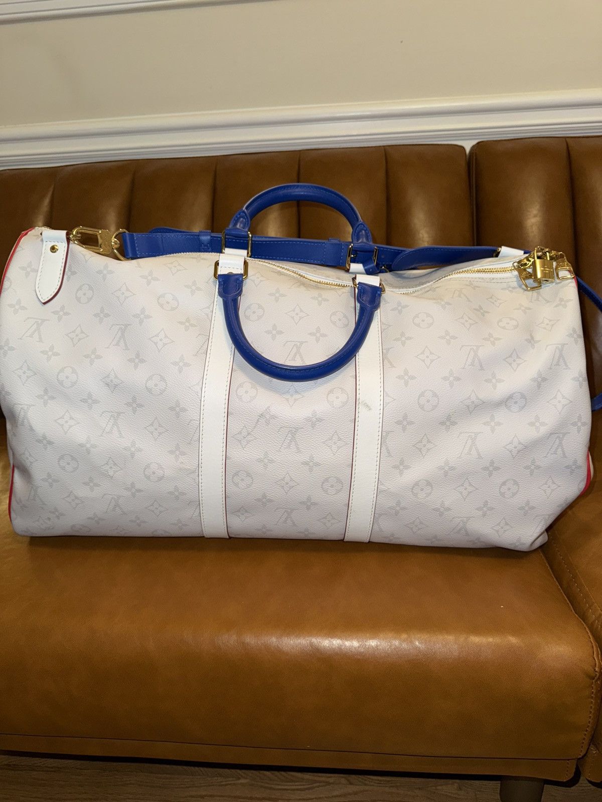 Louis Vuitton × NBA Louis Vuitton X NBA Keepall Antartica Bag Size ONE SIZE - 18 Thumbnail