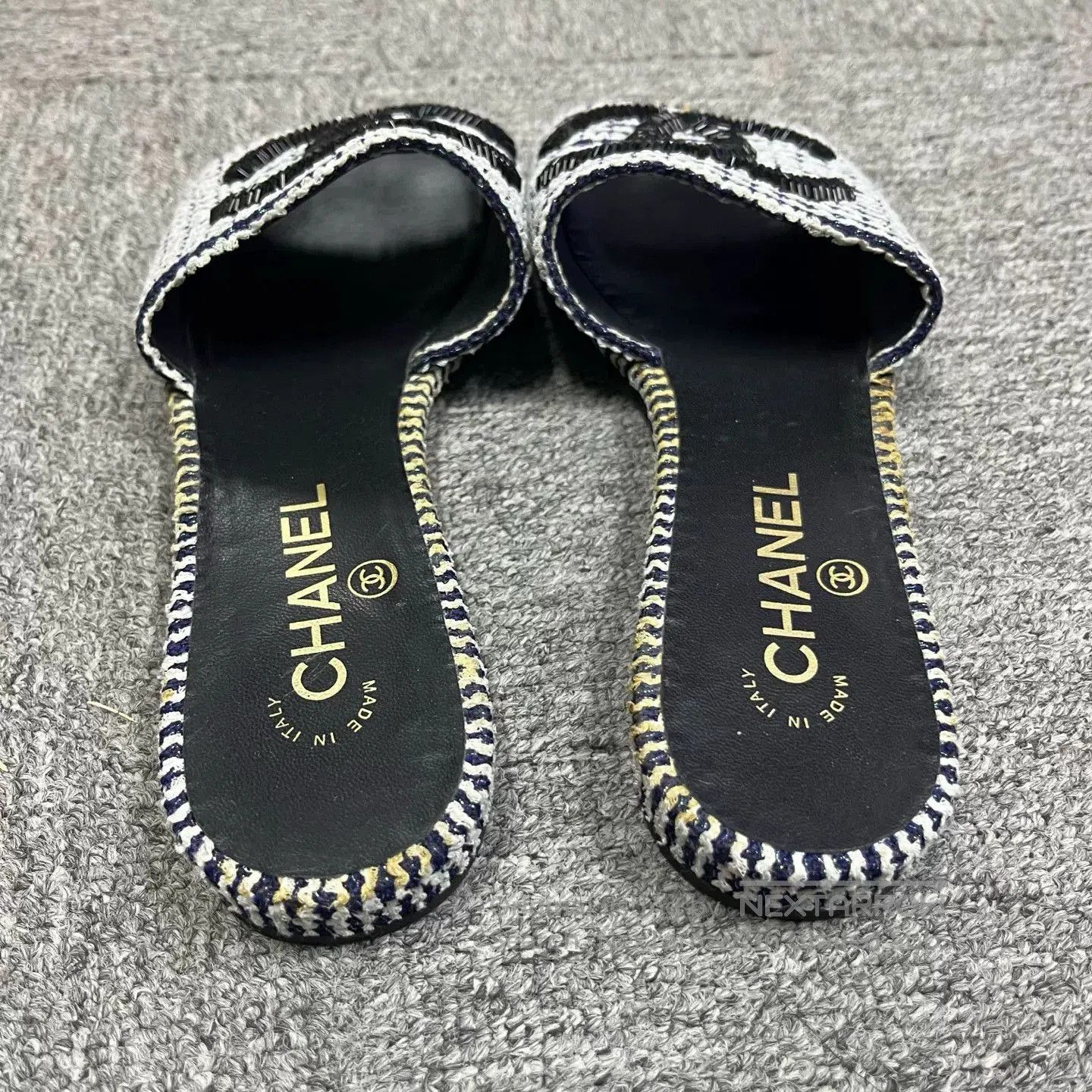 Chanel Chanel Gray Wool Double C Slide Sandals. Size US 6.5 / IT 36.5 - 3 Thumbnail