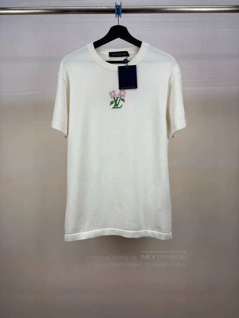 Louis Vuitton Louis Vuitton New floral logo knitted short sleeves Size US S / EU 44-46 / 1 - 1 Thumbnail