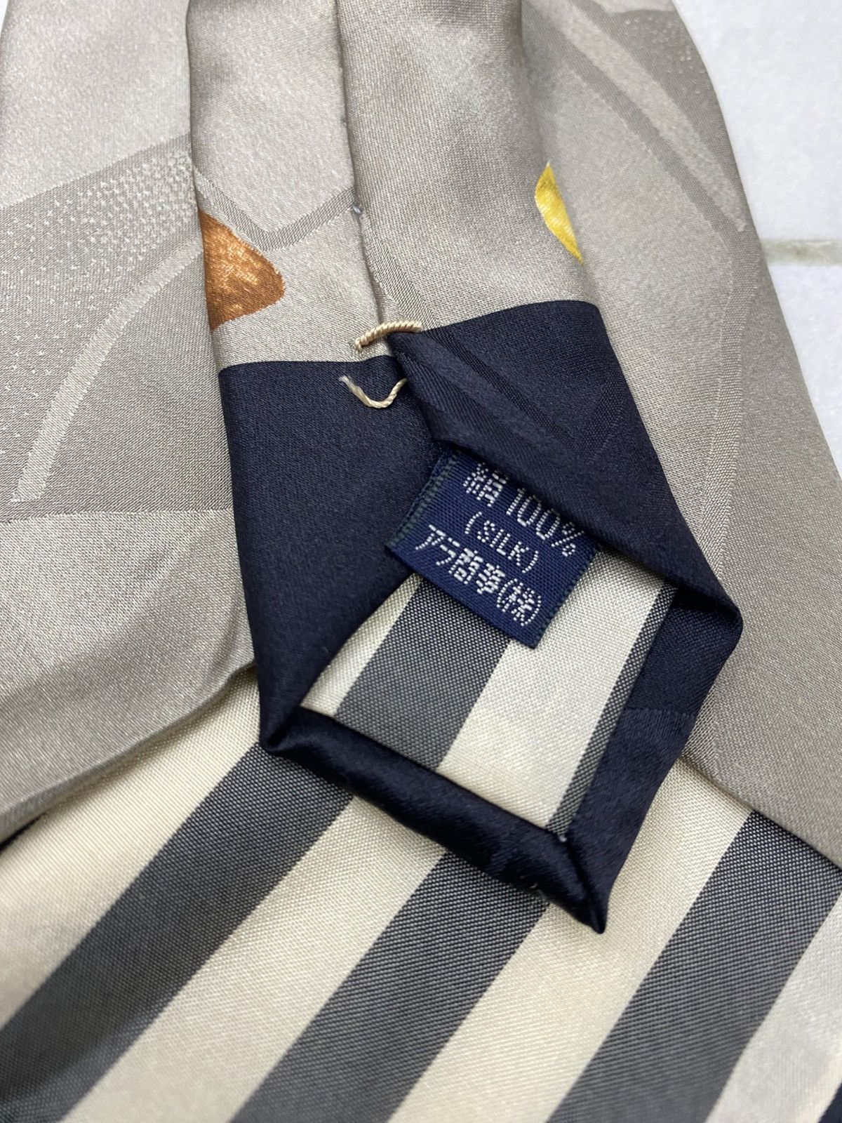 Jean Paul Gaultier Vtg Jean Paul Gaultier statue silk neck tie Size ONE SIZE - 7 Thumbnail