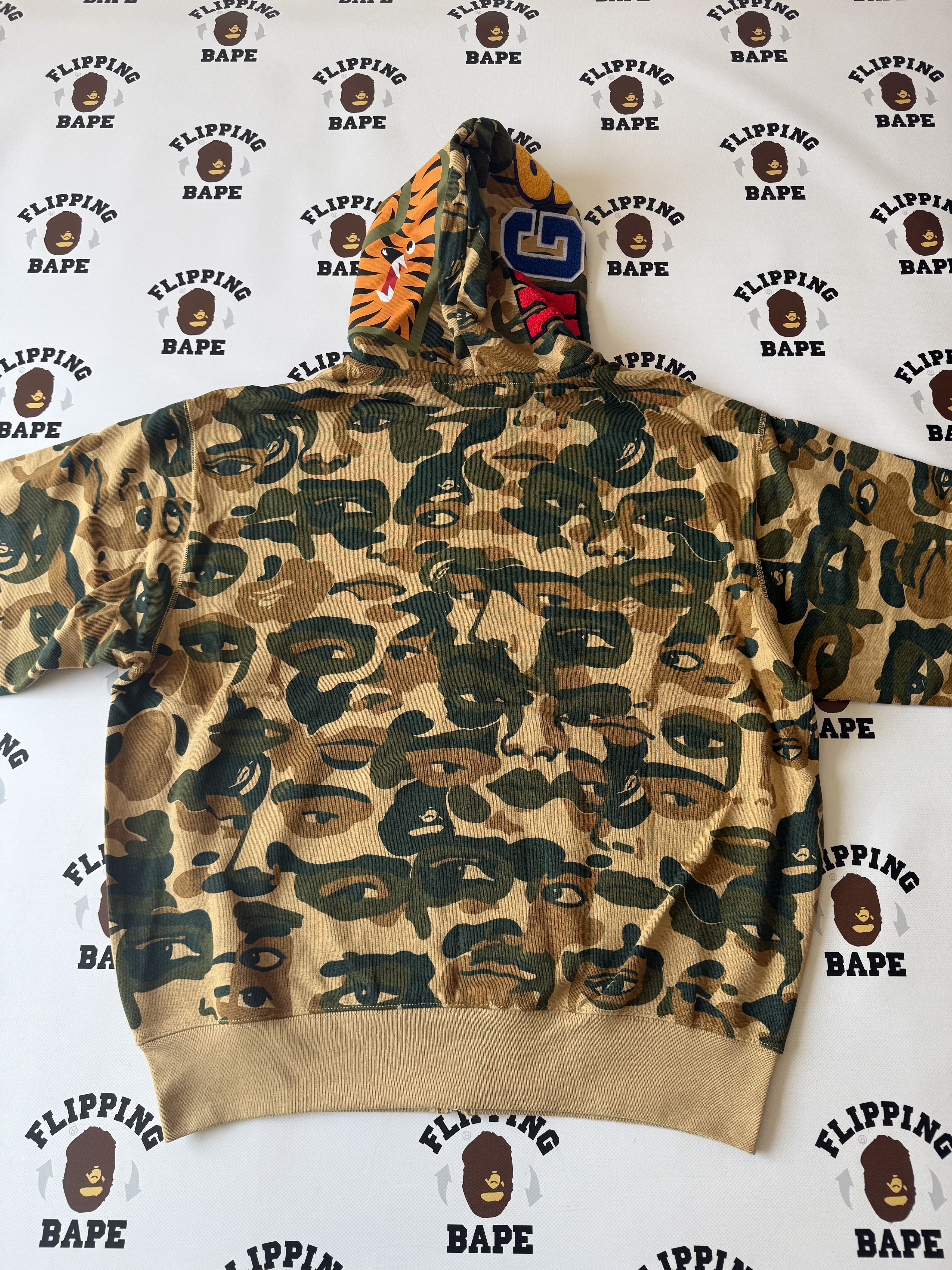 Bape × KidSuper BAPE X KIDSUPER CAMO SHARK FULL ZIP HOODIE Size US XL / EU 56 / 4 - 7 Thumbnail