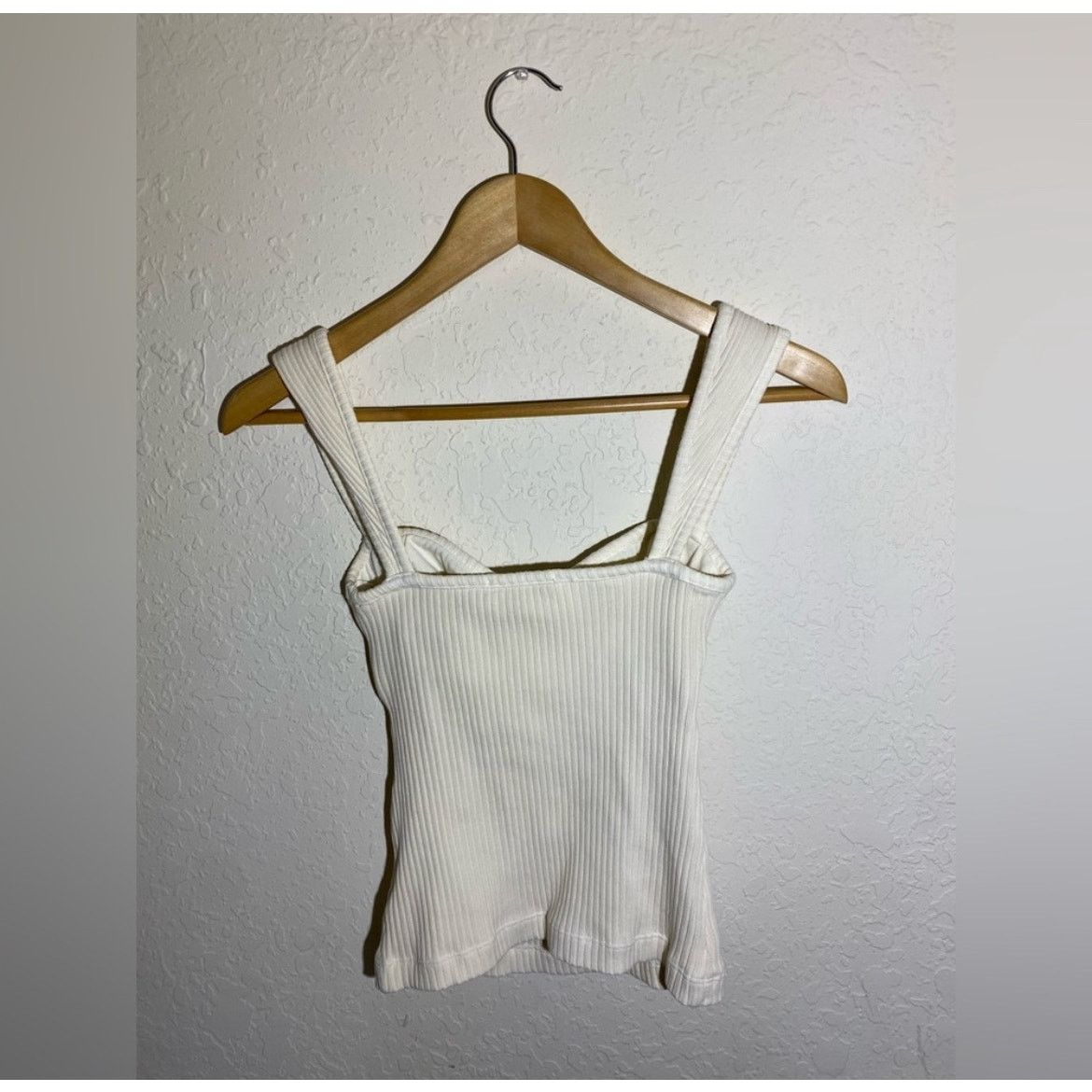 Agolde AGOLDE ISLA CUT OUT TANK‎ - FROSTING ( XS ) Size XS / US 0-2 / IT 36-38 - 3 Thumbnail