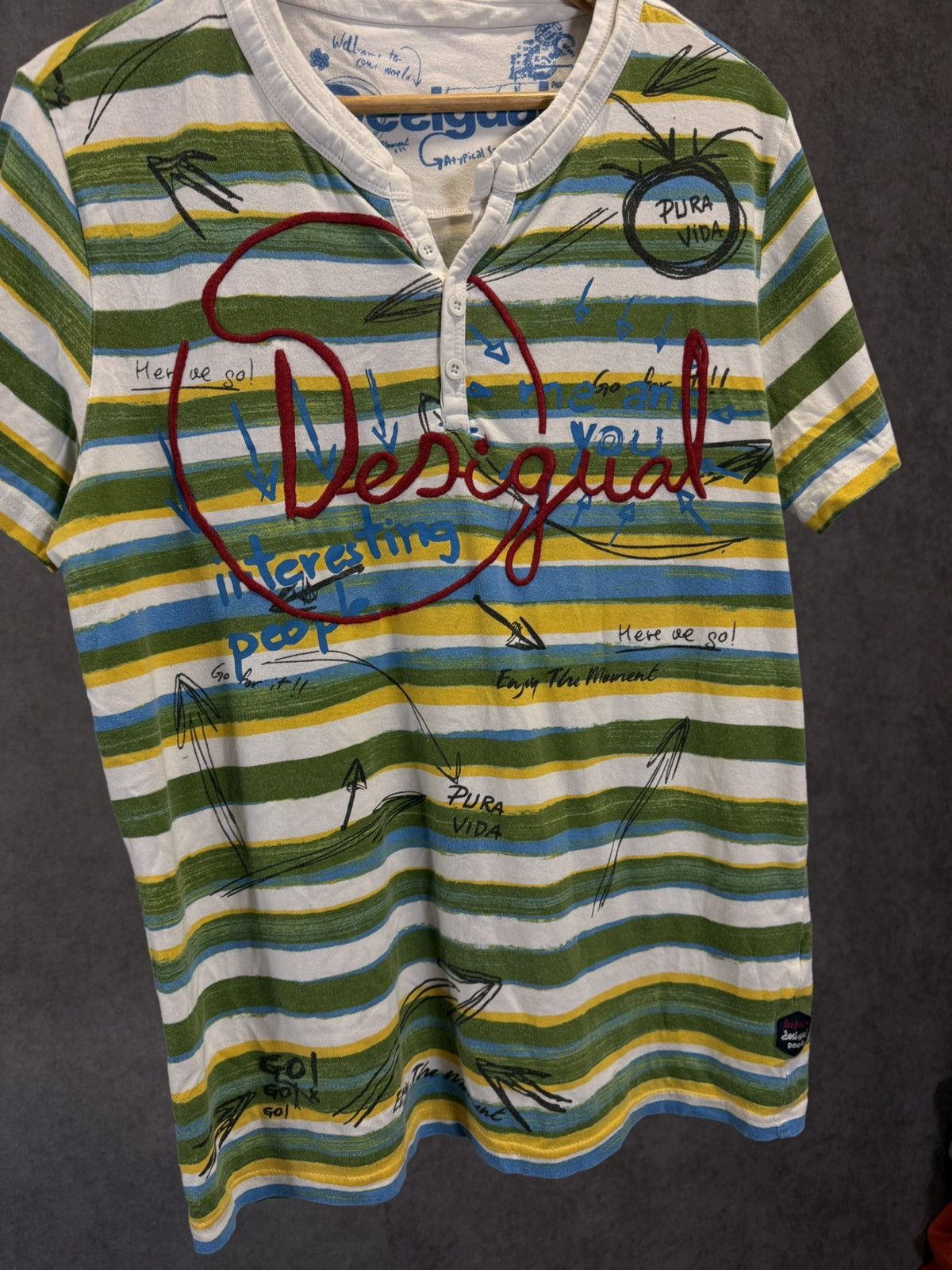 Desigual Desigual designer art crazy tee Size US L / EU 52-54 / 3 - 3 Thumbnail