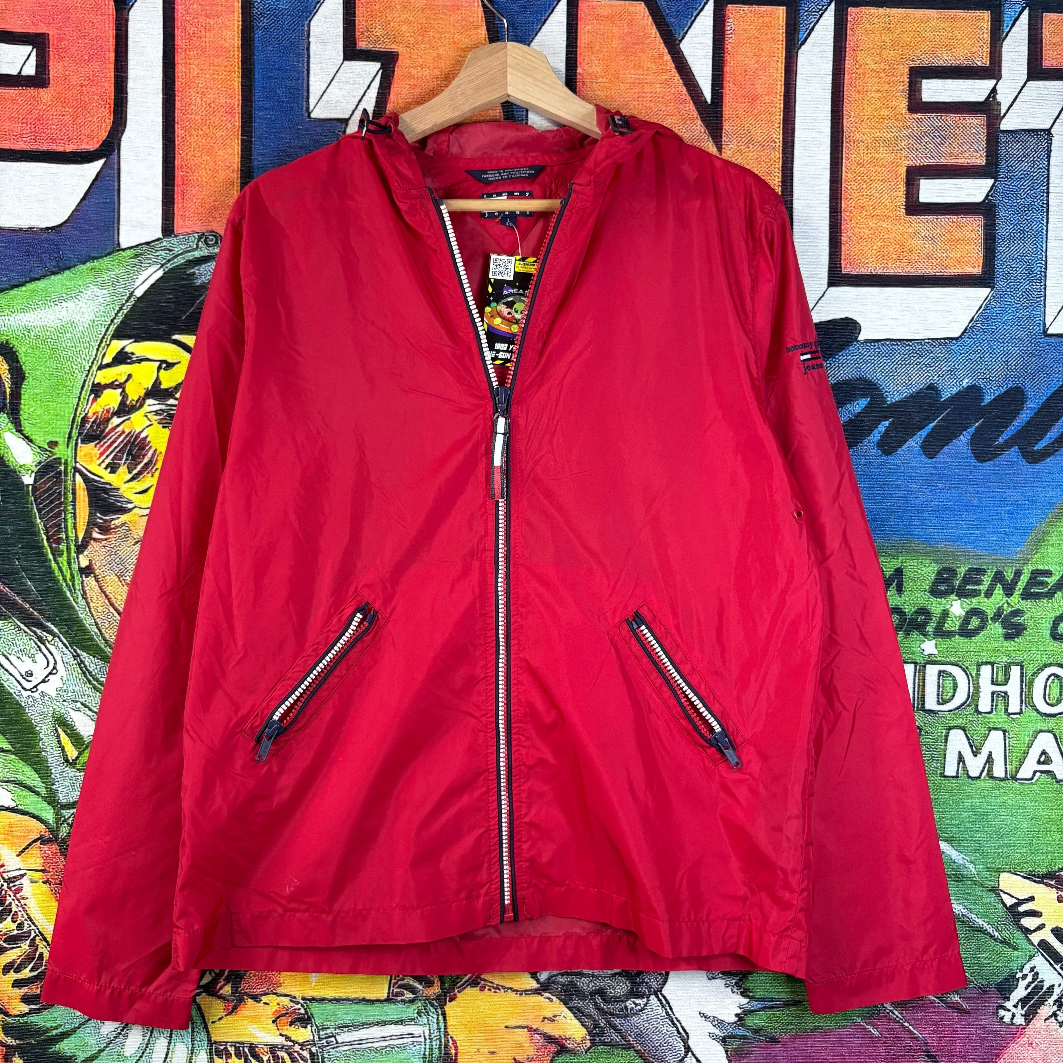 Tommy Hilfiger Vintage 90s Tommy Hilfiger Jeans WindBreaker Jacket Youth L Size US S / EU 44-46 / 1 - 1 Thumbnail
