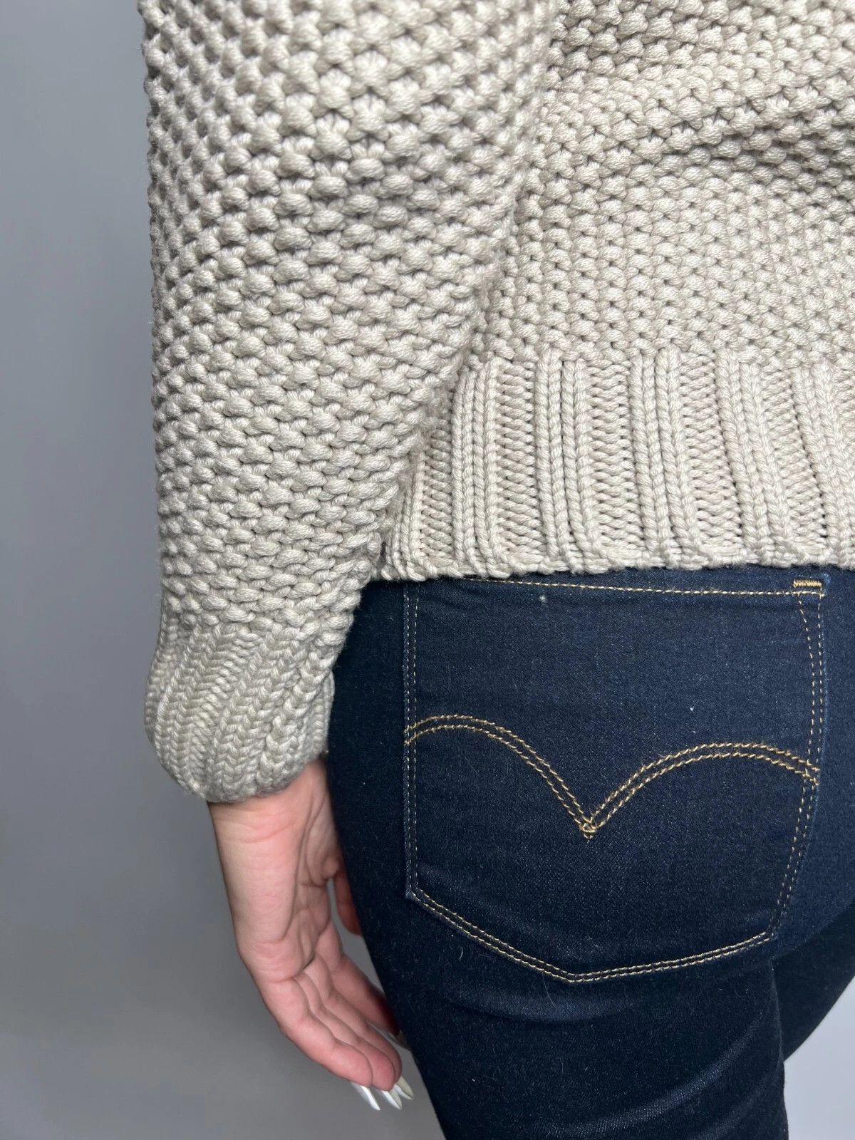 Stella McCartney Stella McCartney Women's Knit Heavyweight Wool Sweater Size M / US 6-8 / IT 42-44 - 7 Thumbnail