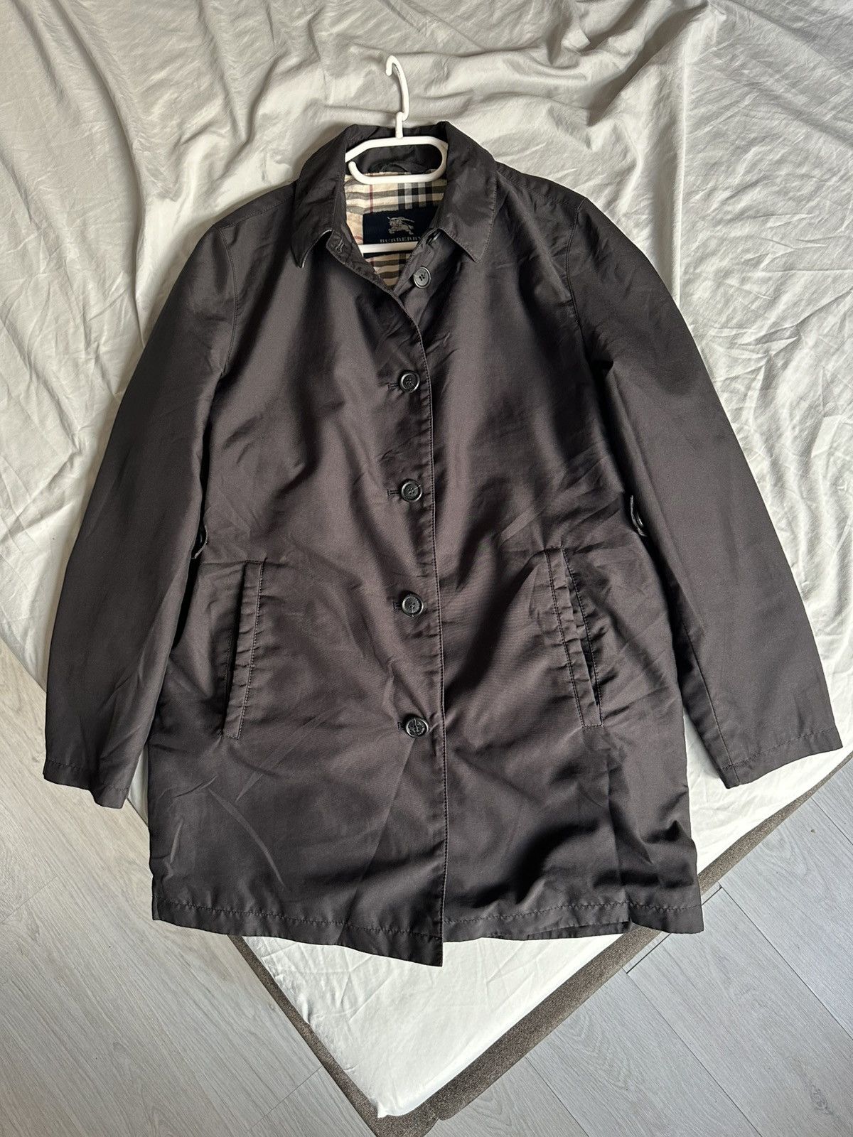 Burberry Vintage Burberry Novacheck Coat Size XS / US 0-2 / IT 36-38 - 1 Thumbnail