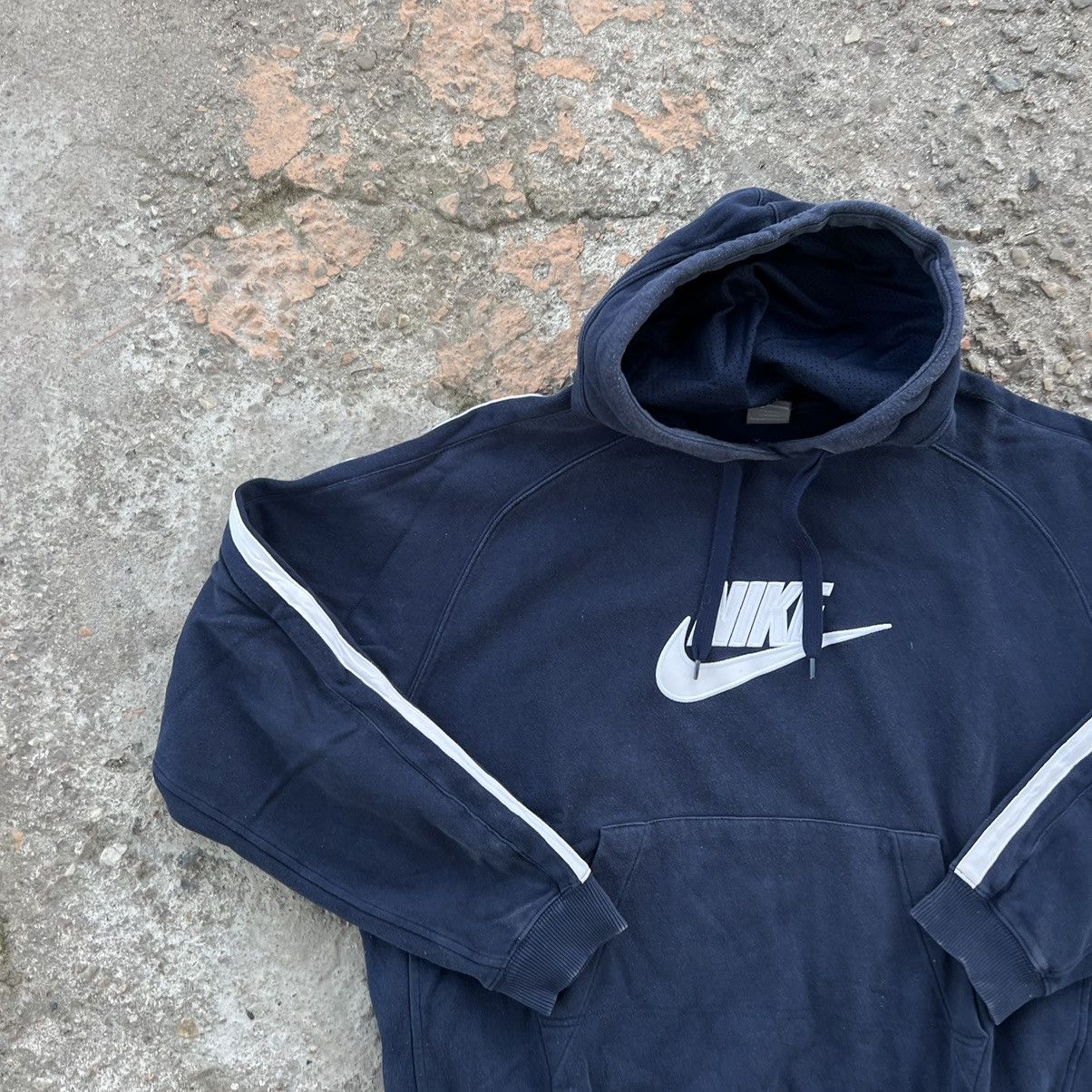 Nike × Vintage Vintage Sunfaded Y2K Nike Spellout Logo Hoodie Size US XXL / EU 58 / 5 - 3 Thumbnail