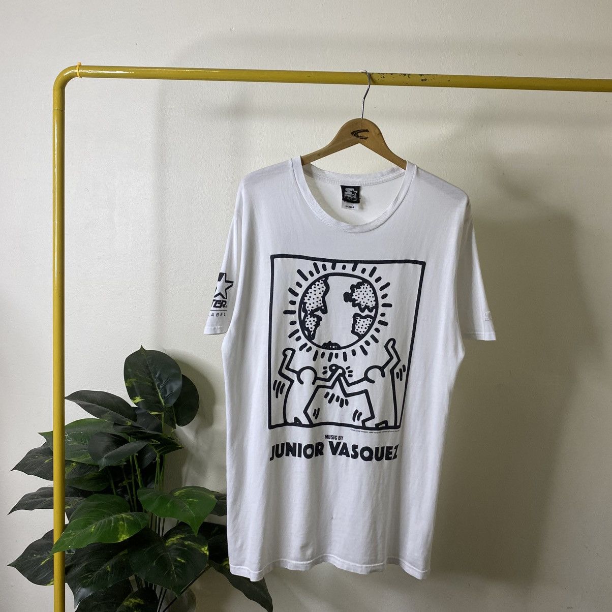 Starter 60th Anniversary Of Keith Haring Ft Junior Vasquez T Shirt Size US L / EU 52-54 / 3 - 1 Thumbnail