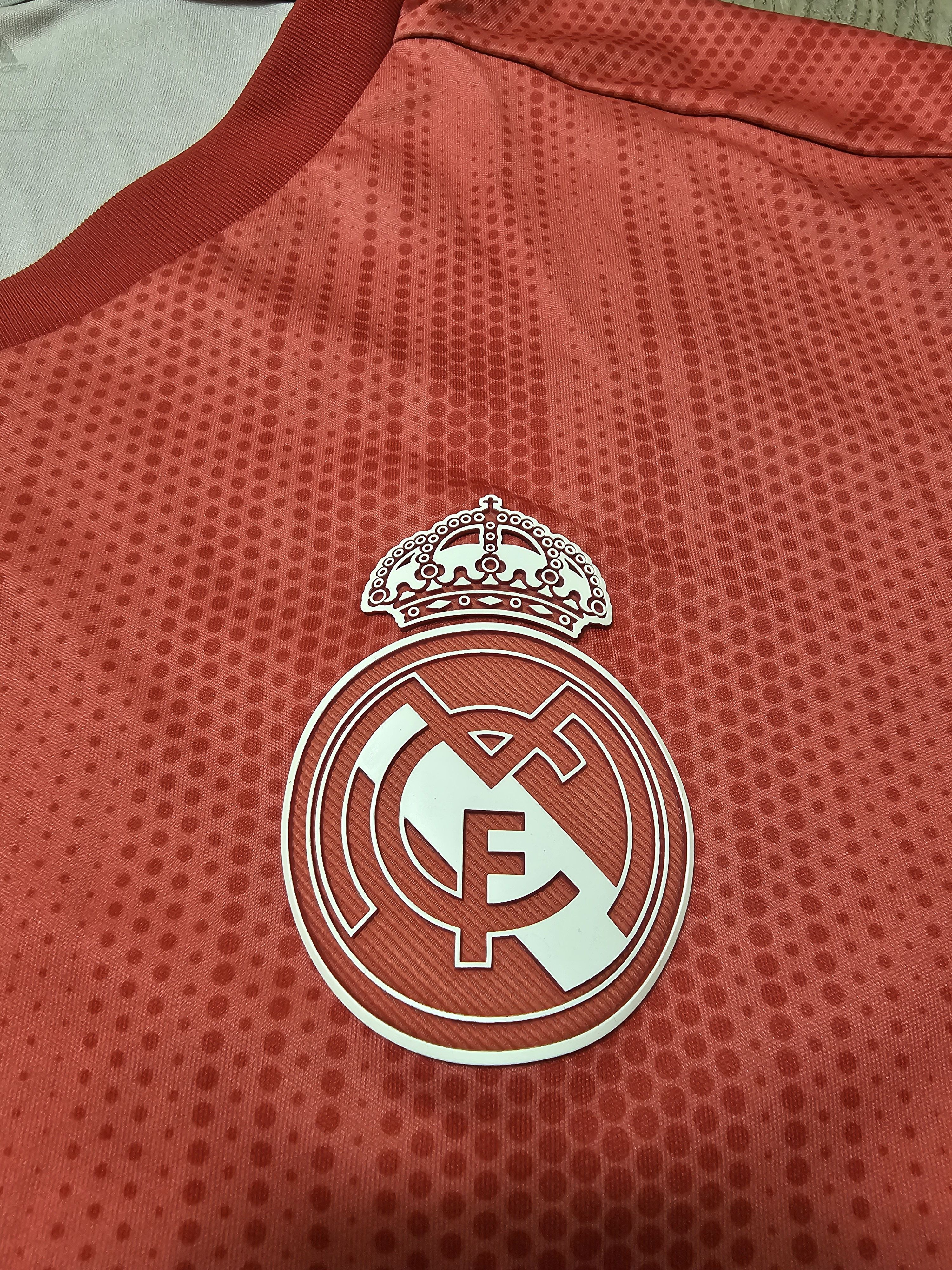 Adidas REAL MADRID 2018 2019 THIRD FOOTBALL SHIRT SOCCER JERSEY Size US L / EU 52-54 / 3 - 4 Thumbnail