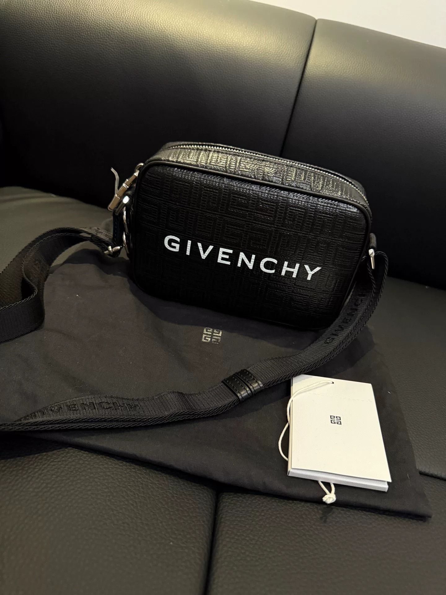 Givenchy Givenchy Black White Camera Bag Size ONE SIZE - 1 Thumbnail