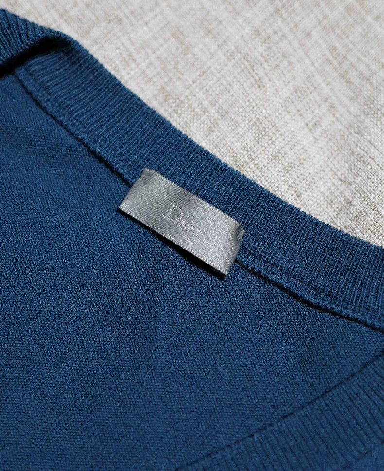Dior Dior Bird blue scratch V-neck wool sweater sweater Size S / US 4 / IT 40 - 3 Thumbnail