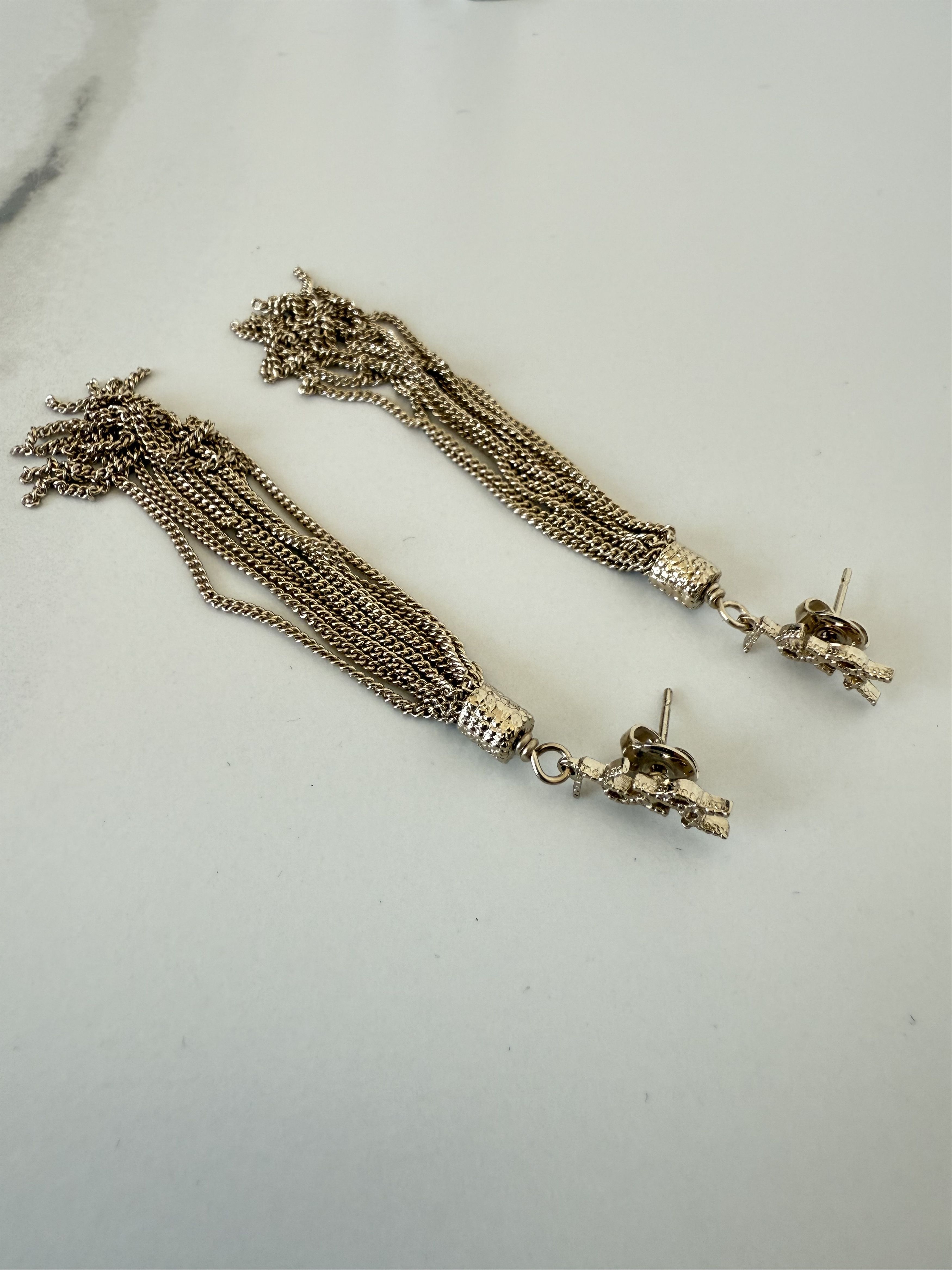 Saint Laurent Paris Saint Laurent Loulou Earrings with Tassels in Light Gold Size ONE SIZE - 1 Thumbnail
