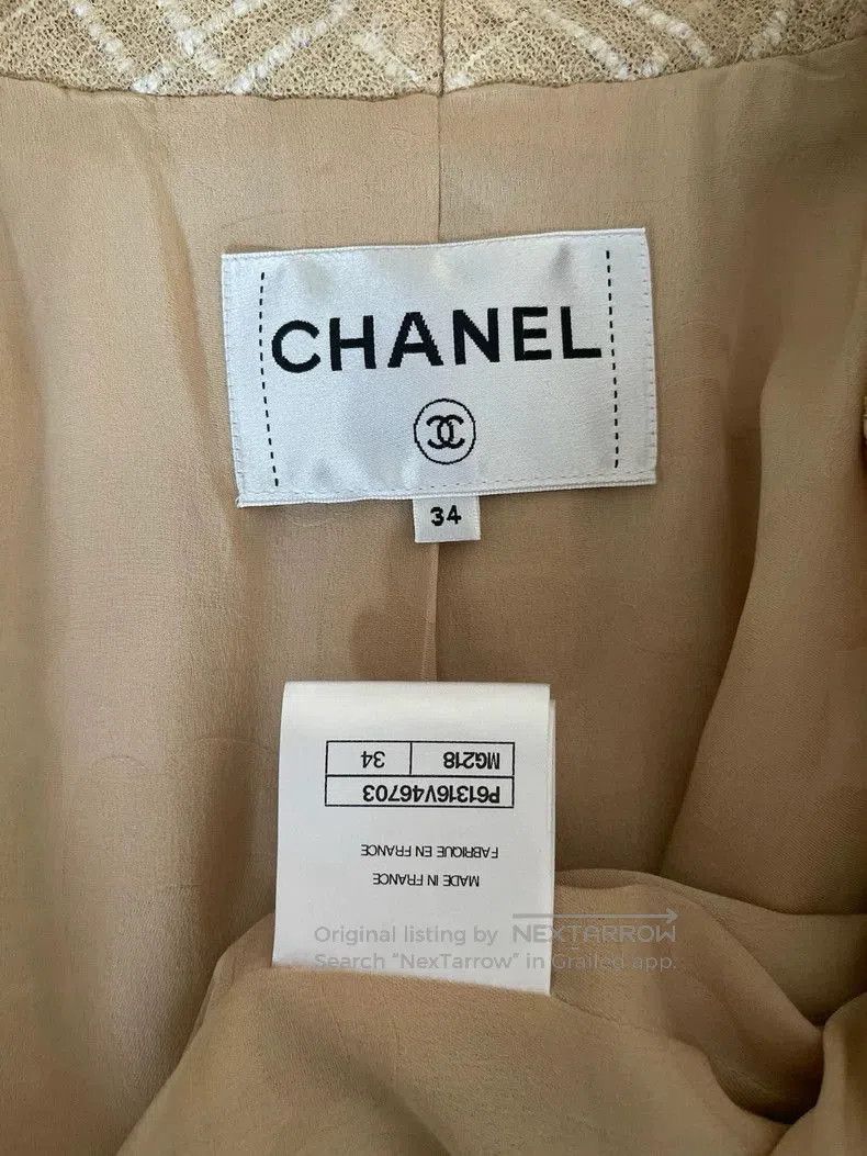Chanel Chanel 2019 Beige Silhouette Blazer fr34. Size US XS / EU 42 / 0 - 3 Thumbnail