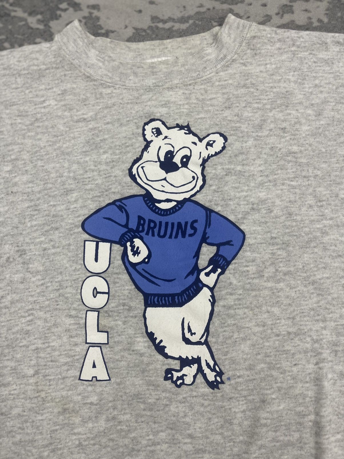 Descente Vintage Ucla Big Logo Sweatshirt Size US L / EU 52-54 / 3 - 3 Thumbnail