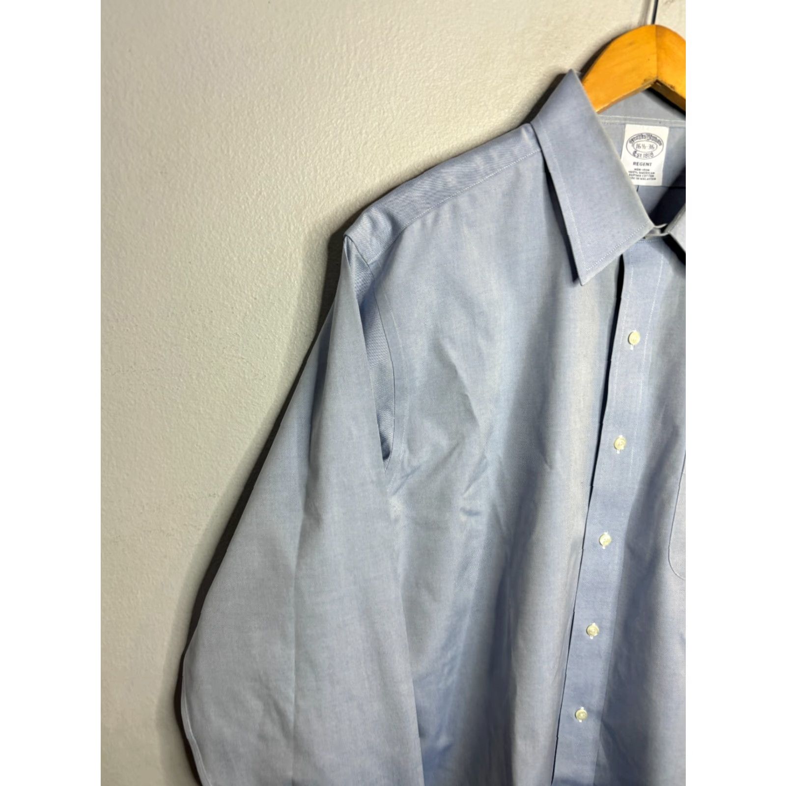 Brooks Brothers Brooks Brothers Long Sleeve Shirt Mens 16.5 Blue Non Iron Classic Fit Dress Shirt 2314 Size US XL / EU 56 / 4 - 2 Thumbnail
