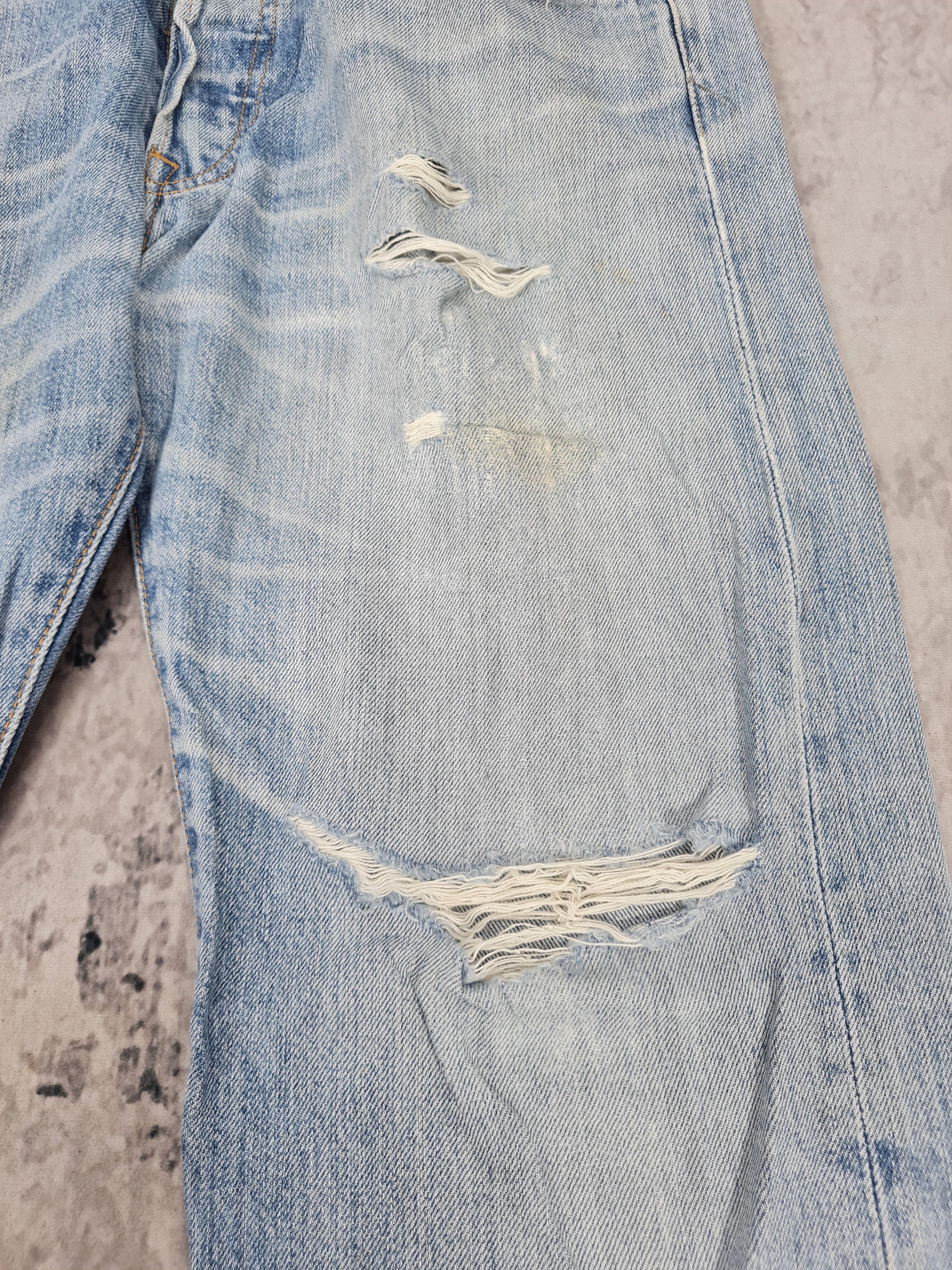 Levi's Vintage Clothing Vtg LEVIS 501 Distressed Faded Ripped Jeans L0381 Size 34X32 Size US 34 / EU 50 - 6 Thumbnail