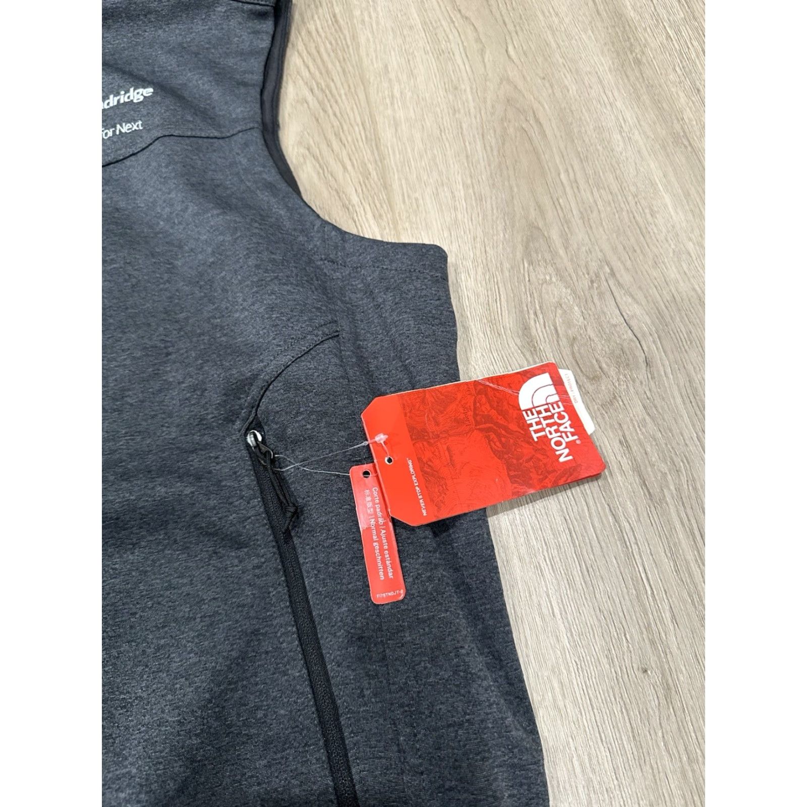 The North Face The North Face Ridgeline Vest Mens XL Gray Softshell Zip Embroidered Logo NWT Size US XL / EU 56 / 4 - 5 Thumbnail
