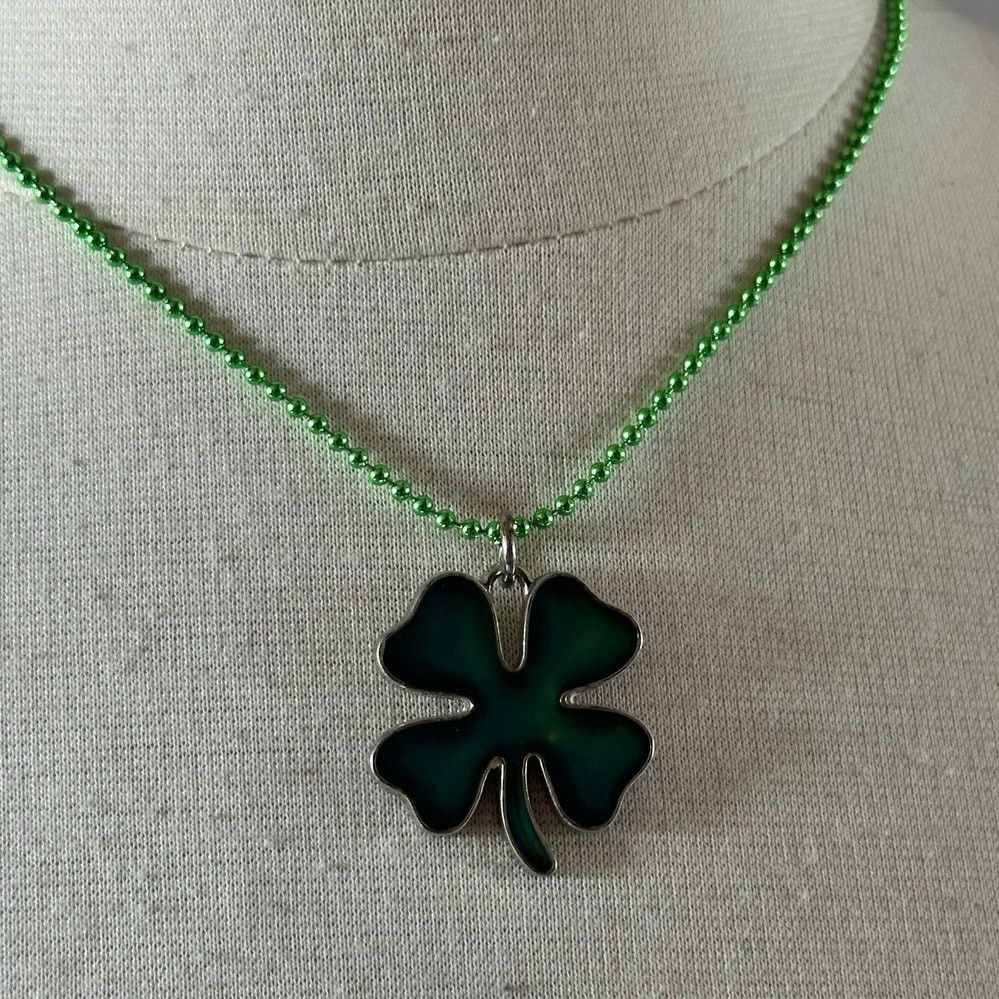 Other 4 leaf clover mood pendant green chain necklace Size ONE SIZE - 2 Thumbnail