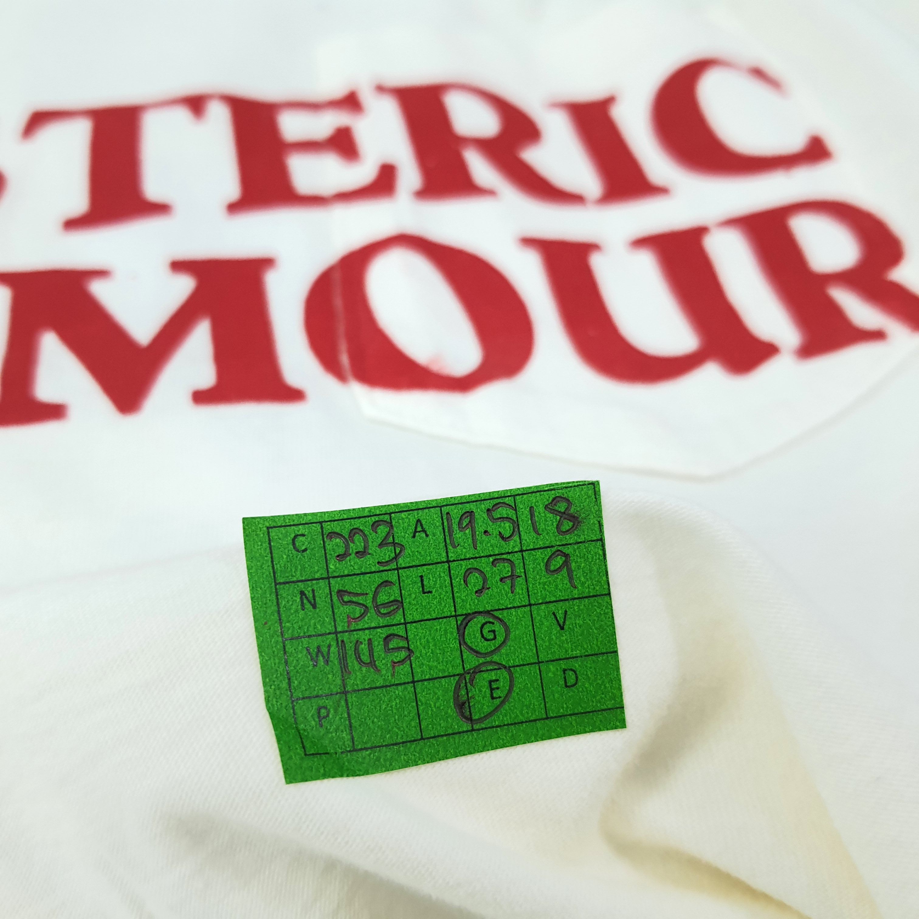Hysteric Glamour Vintage Hysteric Glamour Pocket Custom Logo Tshirt C223N56 Size US M / EU 48-50 / 2 - 9 Thumbnail