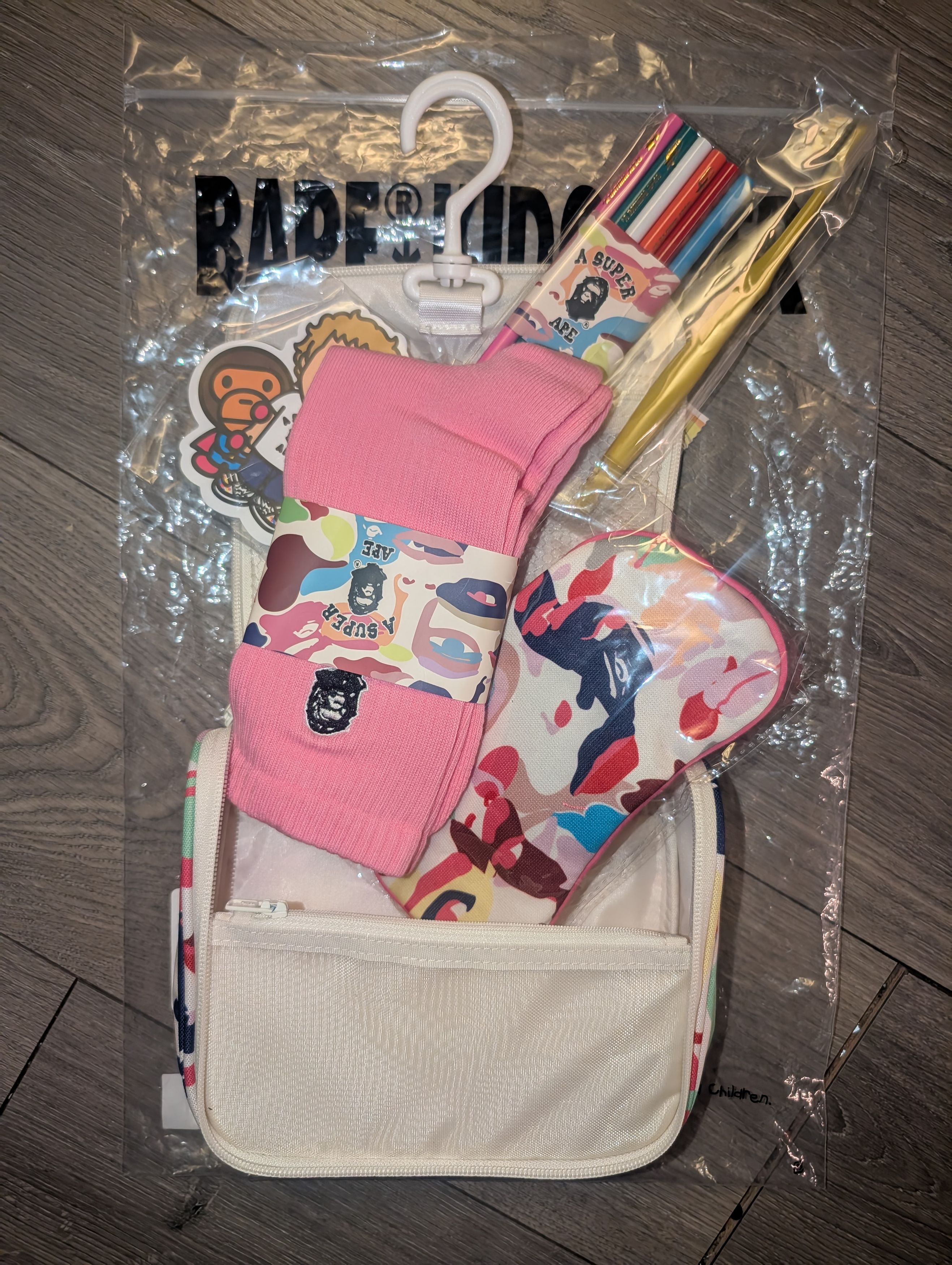 Bape A Bathing Ape Bape Kid Super Essentials Bag Sleep Mask Socks Size ONE SIZE - 3 Thumbnail