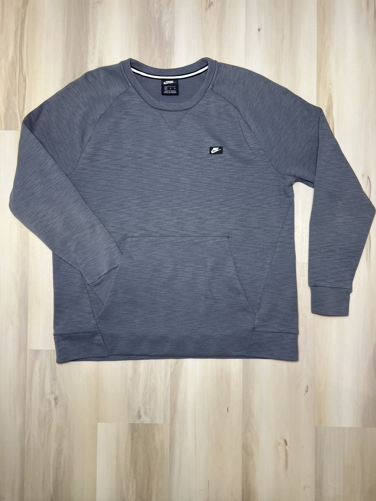 Nike Nike Sportswear Sweatshirt Mens Sz XL Gray Optic Crewneck Size US XL / EU 56 / 4 - 1 Thumbnail