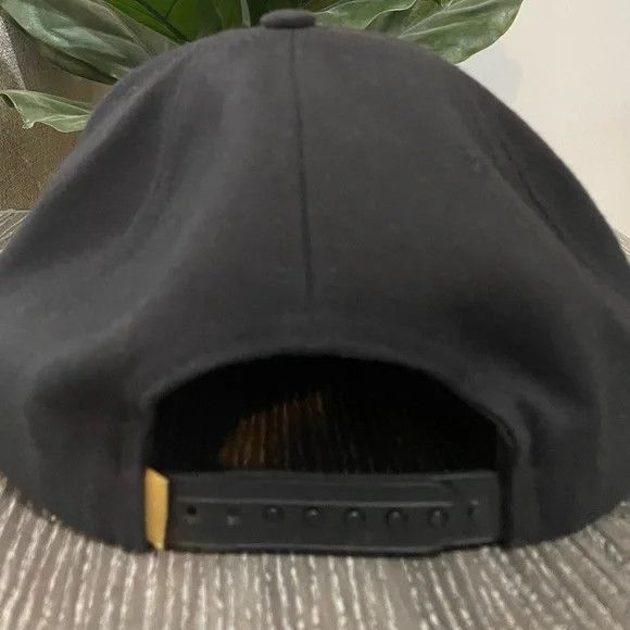 October's Very Own Rare OVO Hat🦉 Size ONE SIZE - 3 Thumbnail