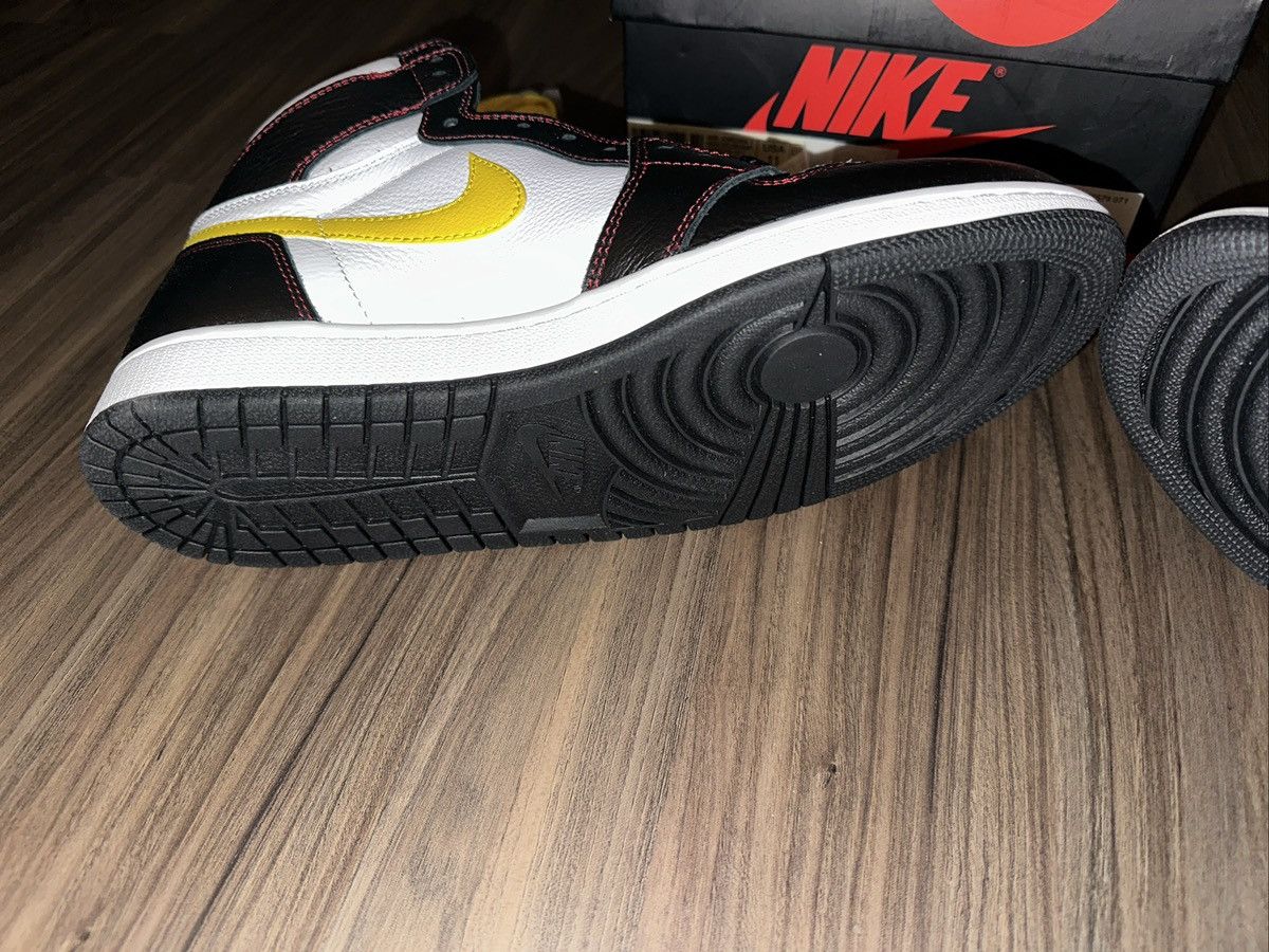 Nike Jordan 1 Retro High OG Defiant Yellow CD6579-071 - Size 11 Size US 11 / EU 44 - 5 Thumbnail