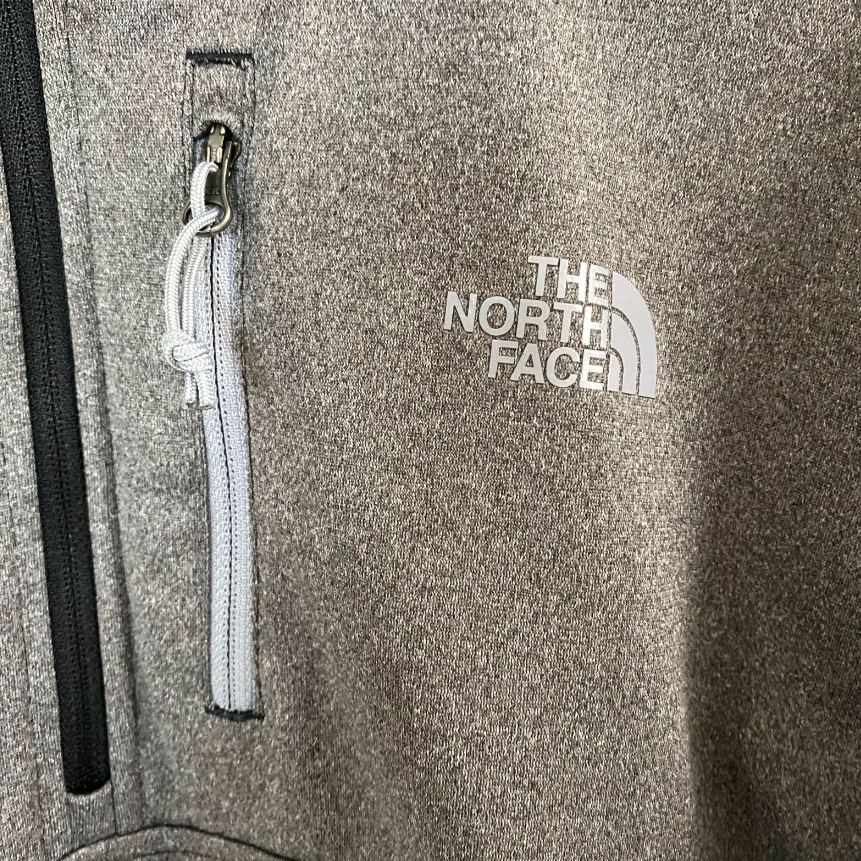 The North Face The North Face Pullover Jacket Mens Large Gray Long Sleeve Hiking Quarter Zip Pockets Size US L / EU 52-54 / 3 - 6 Thumbnail
