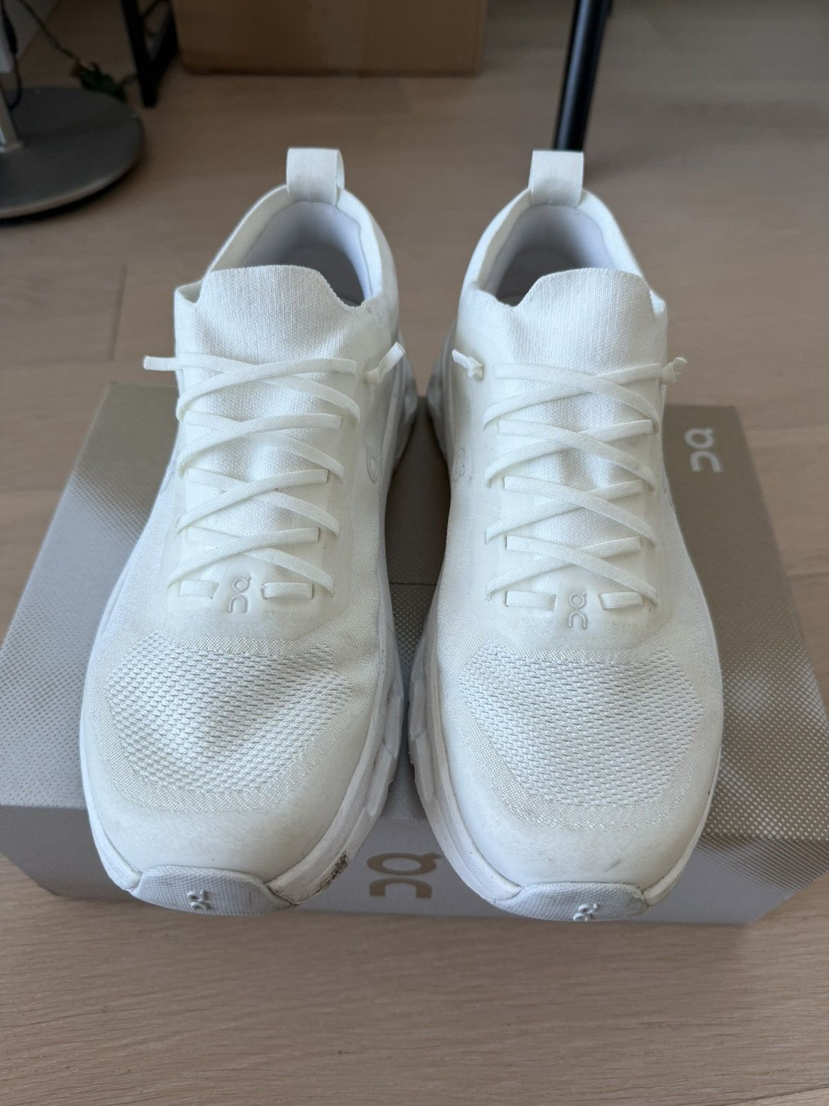 On On Shoes Cloudtilt Moon Deep Frost size 9 Mens Size US 9 / EU 42 - 7 Thumbnail