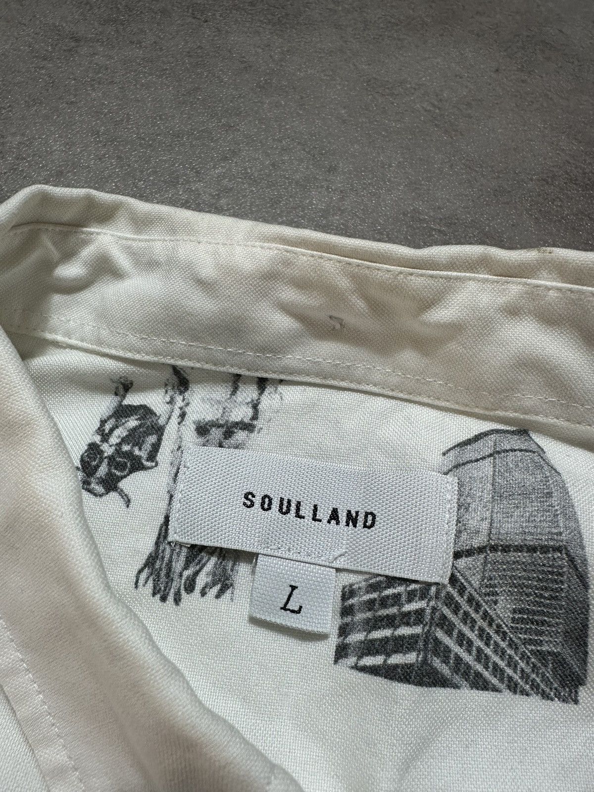 Soulland × Vintage Mens Vintage Shirt Soulland Monogram Print Size US L / EU 52-54 / 3 - 7 Thumbnail