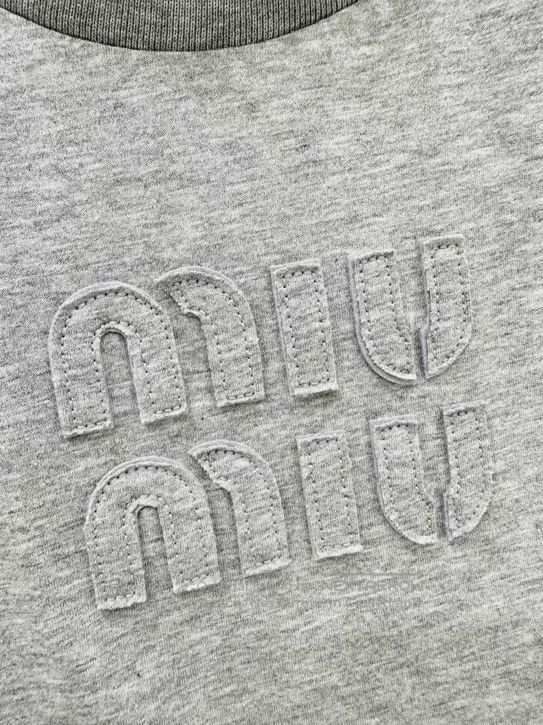 Miu Miu Miu Miu Size S Logo logo round neck short sleeve Size S / US 4 / IT 40 - 4 Thumbnail