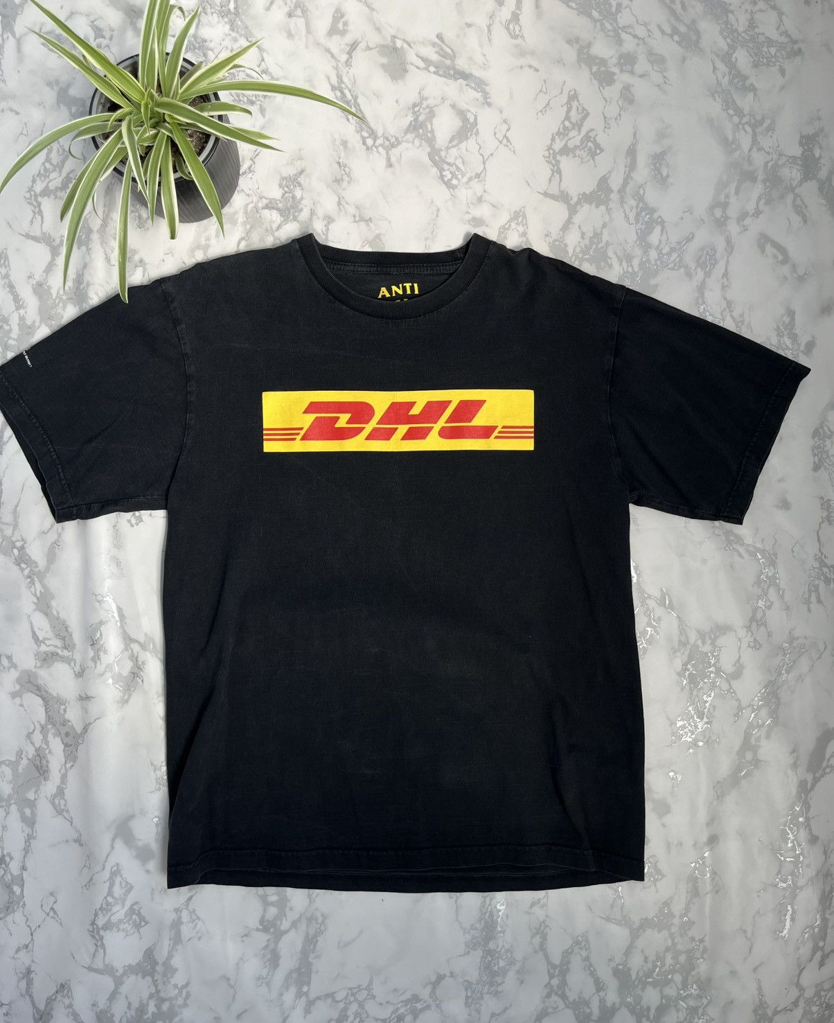 Anti Social Social Club × DHL DHL x Assc T-Shirt Size US L / EU 52-54 / 3 - 1 Thumbnail