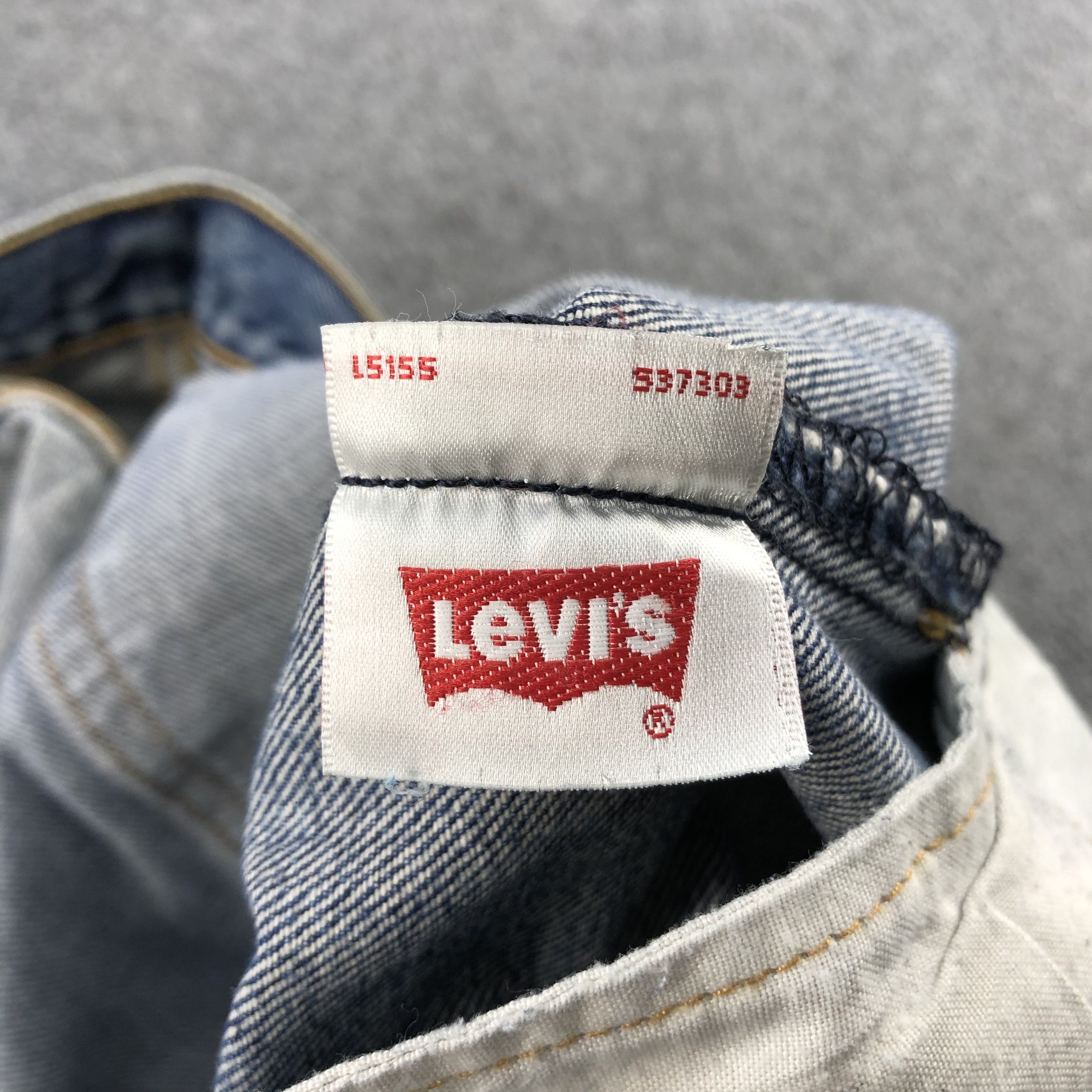 Levi's Vintage Levis 501 Jeans-JM1623 Size US 35 - 13 Thumbnail