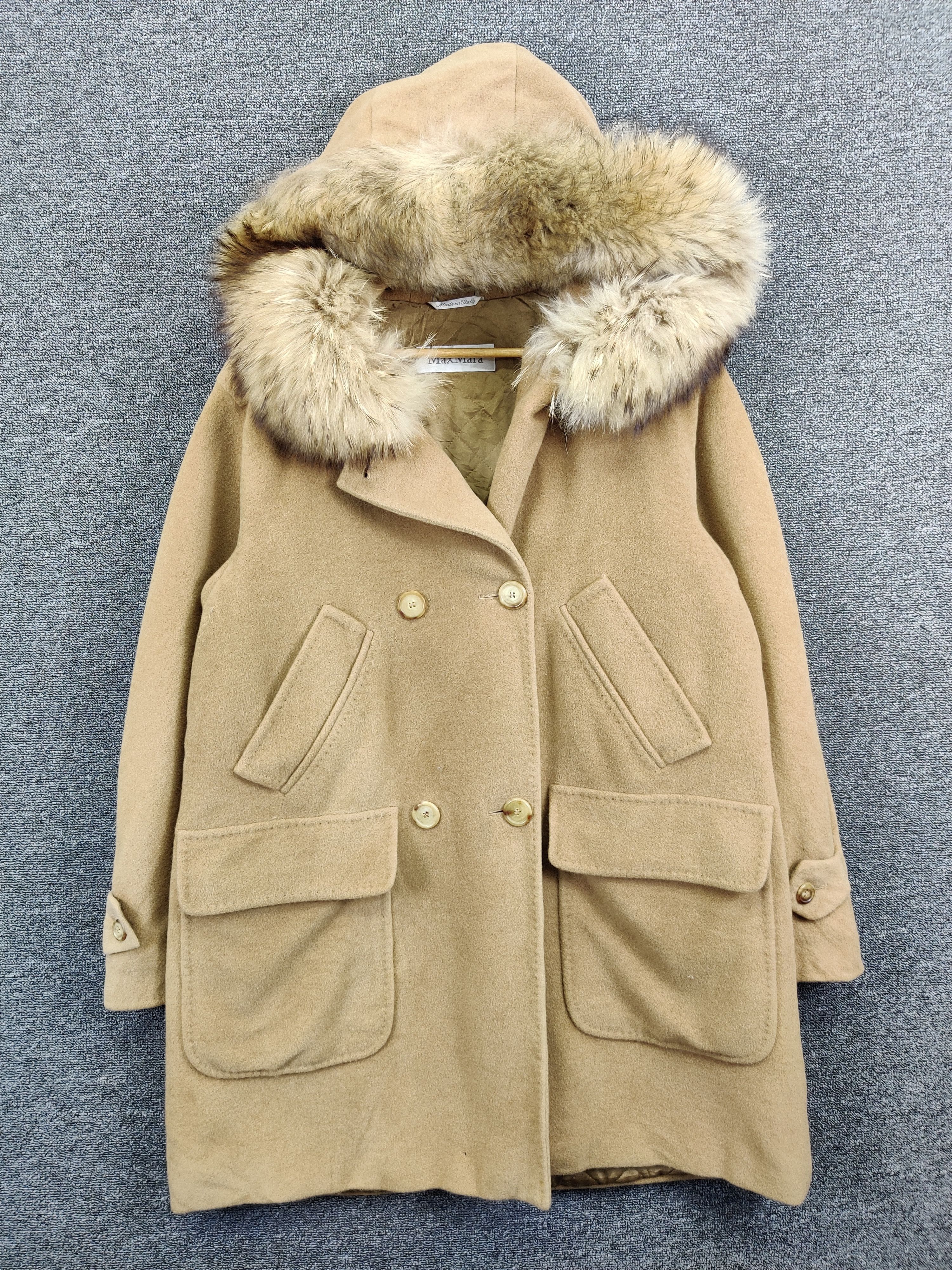 Japanese Brand Vintage Max Mara Double Breasted Fur Coat Size US M / EU 48-50 / 2 - 1 Thumbnail