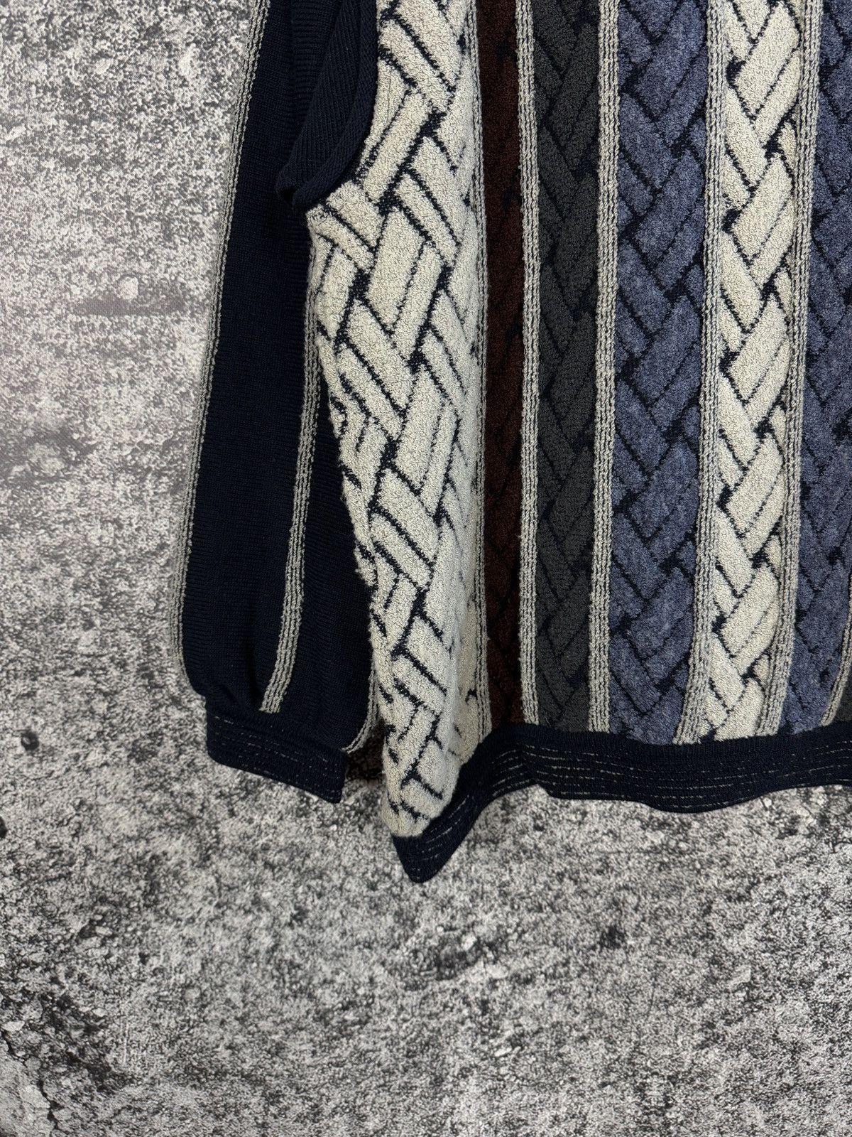 Carlo Colucci Carlo Colucci Vintage Sweater Wool Designer Pullover Size 52 Size US L / EU 52-54 / 3 - 14 Thumbnail